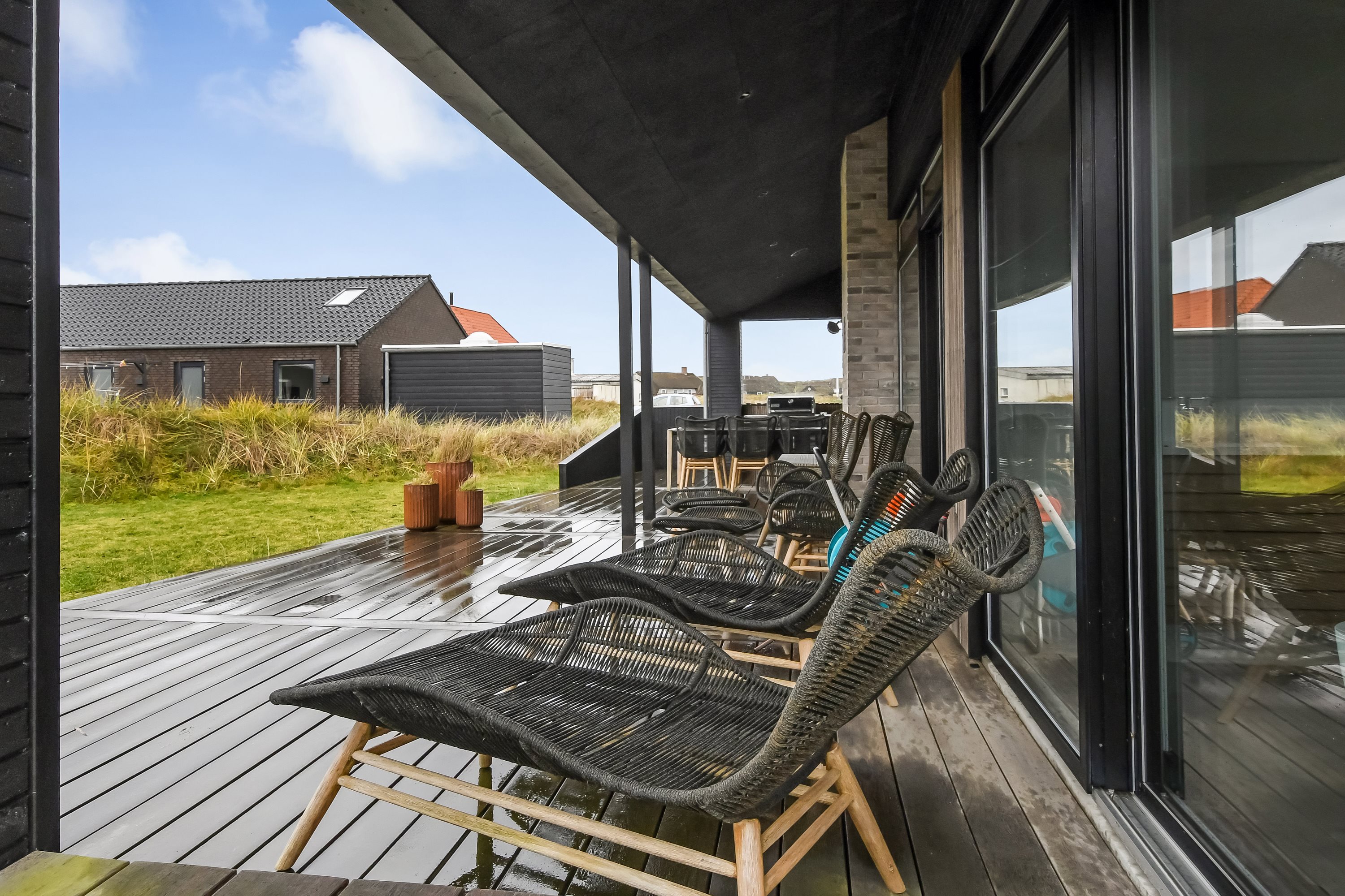 Fremhævet terrasse billede i fuldskærmstilstand. Billede af Lodbergsvej 74, Søndervig, 6950 Ringkøbing