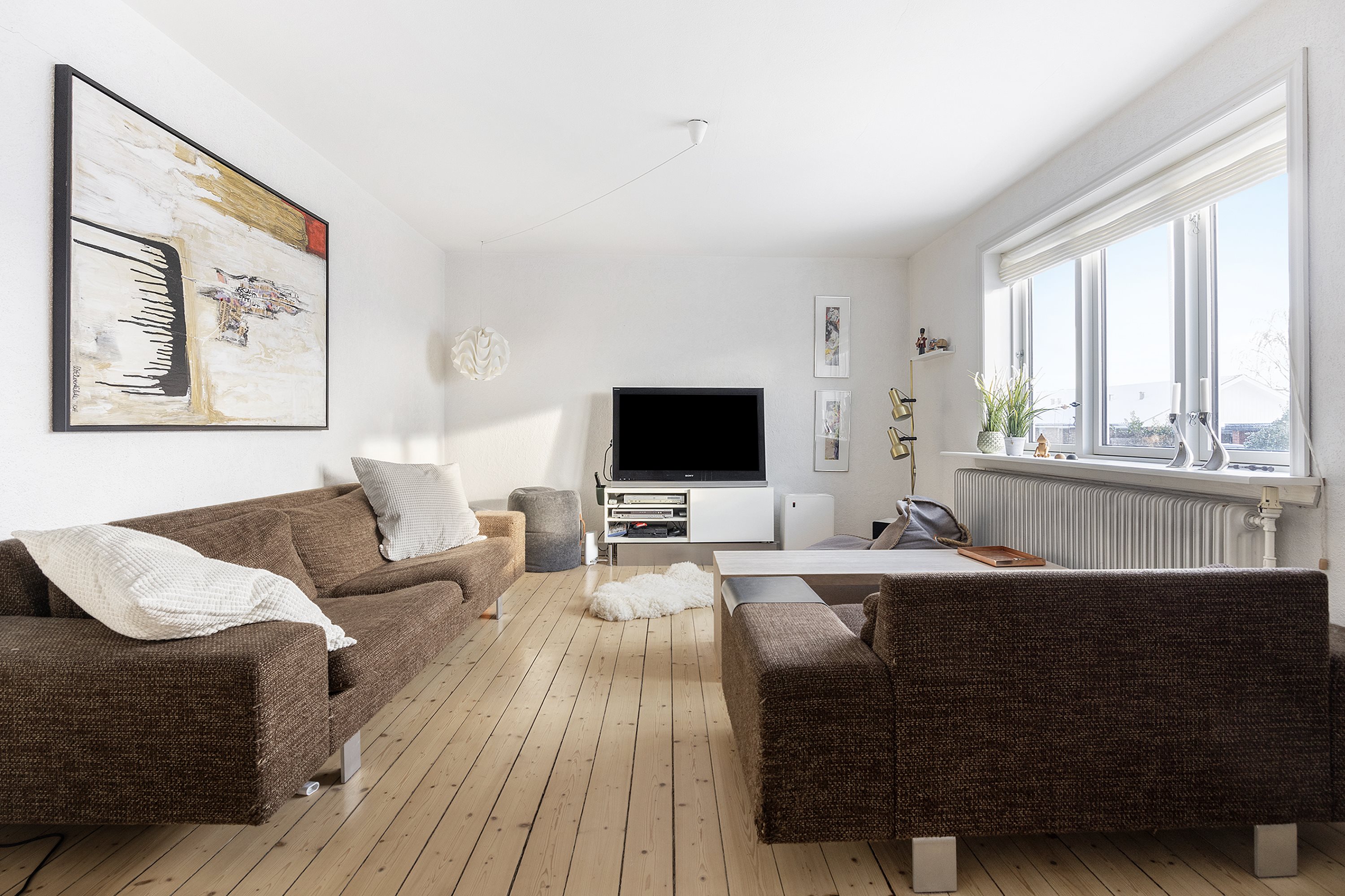 Fremhævet stue billede i fuldskærmstilstand. Billede af Rolighedsvej 28, 9440 Aabybro