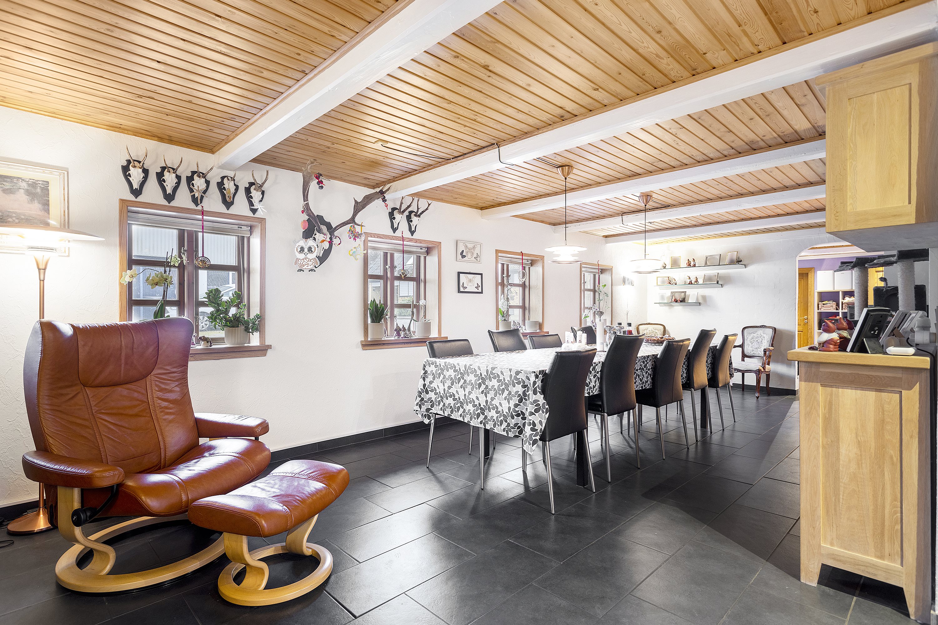 Fremhævet alrum billede i fuldskærmstilstand. Billede af Valmuevej 10, 9740 Jerslev J