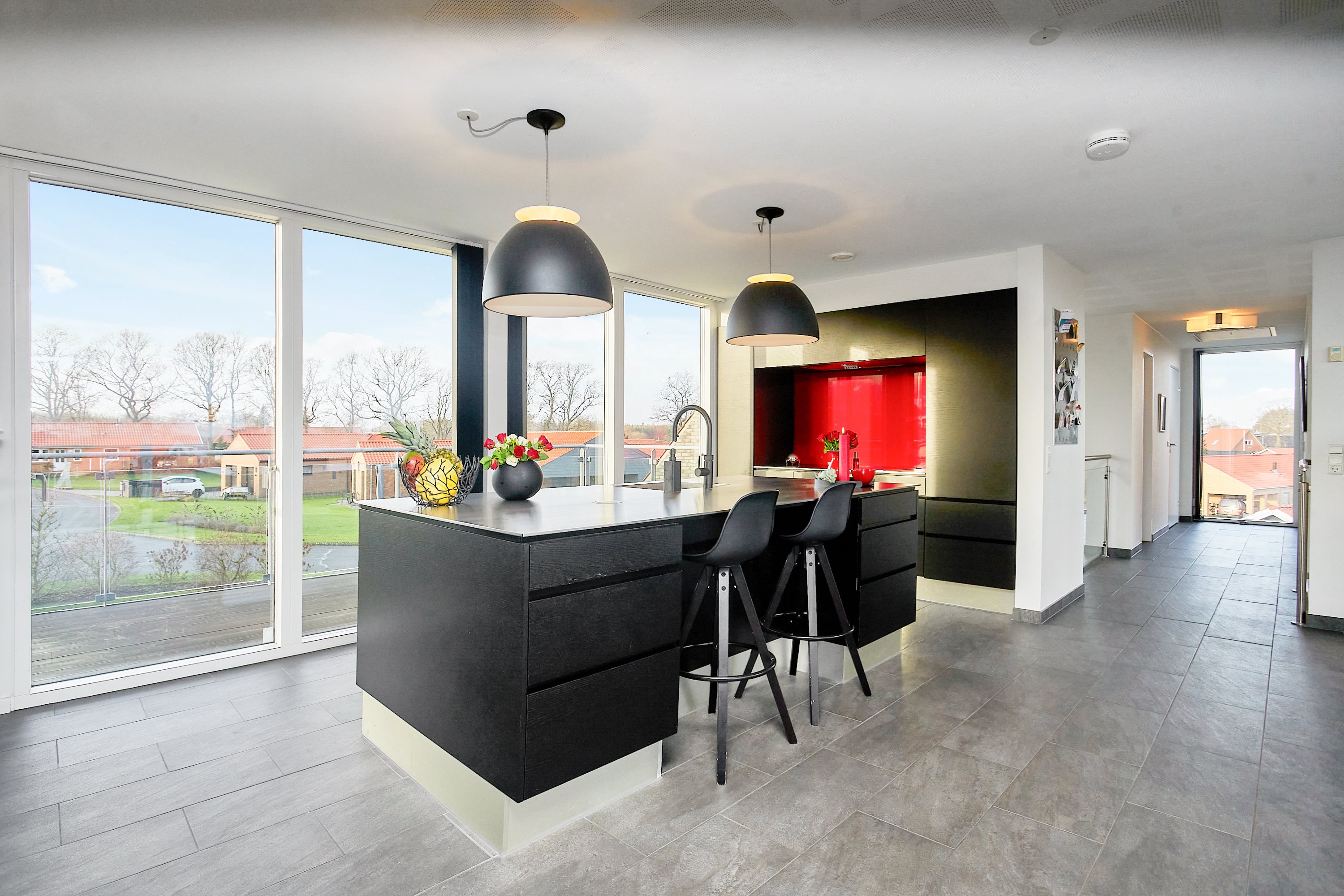 Fremhævet køkken billede i fuldskærmstilstand. Billede af Fiskeparken 30, Snaptun, 7130 Juelsminde