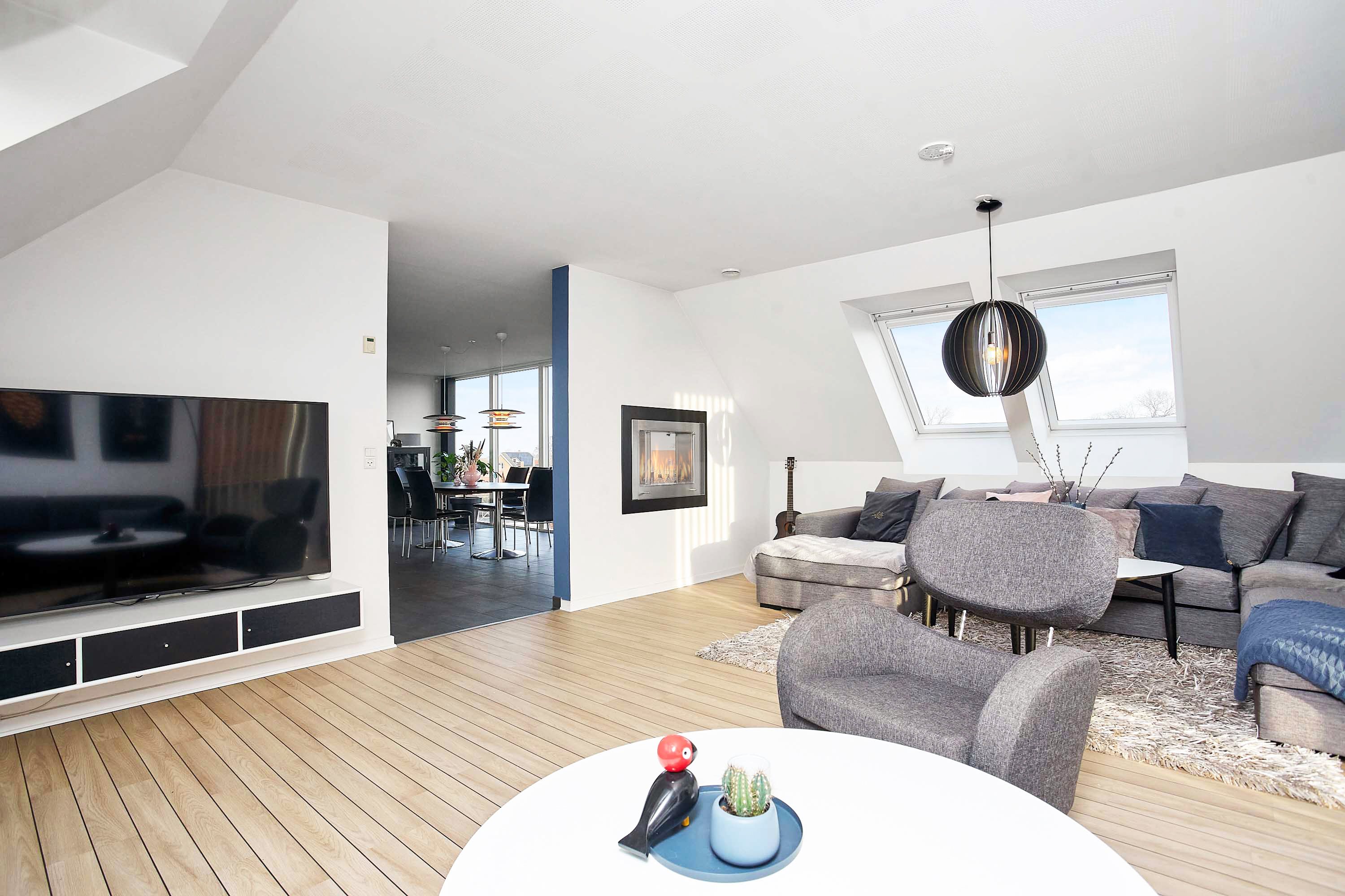 Fremhævet opholdsstue billede i fuldskærmstilstand. Billede af Fiskeparken 30, Snaptun, 7130 Juelsminde