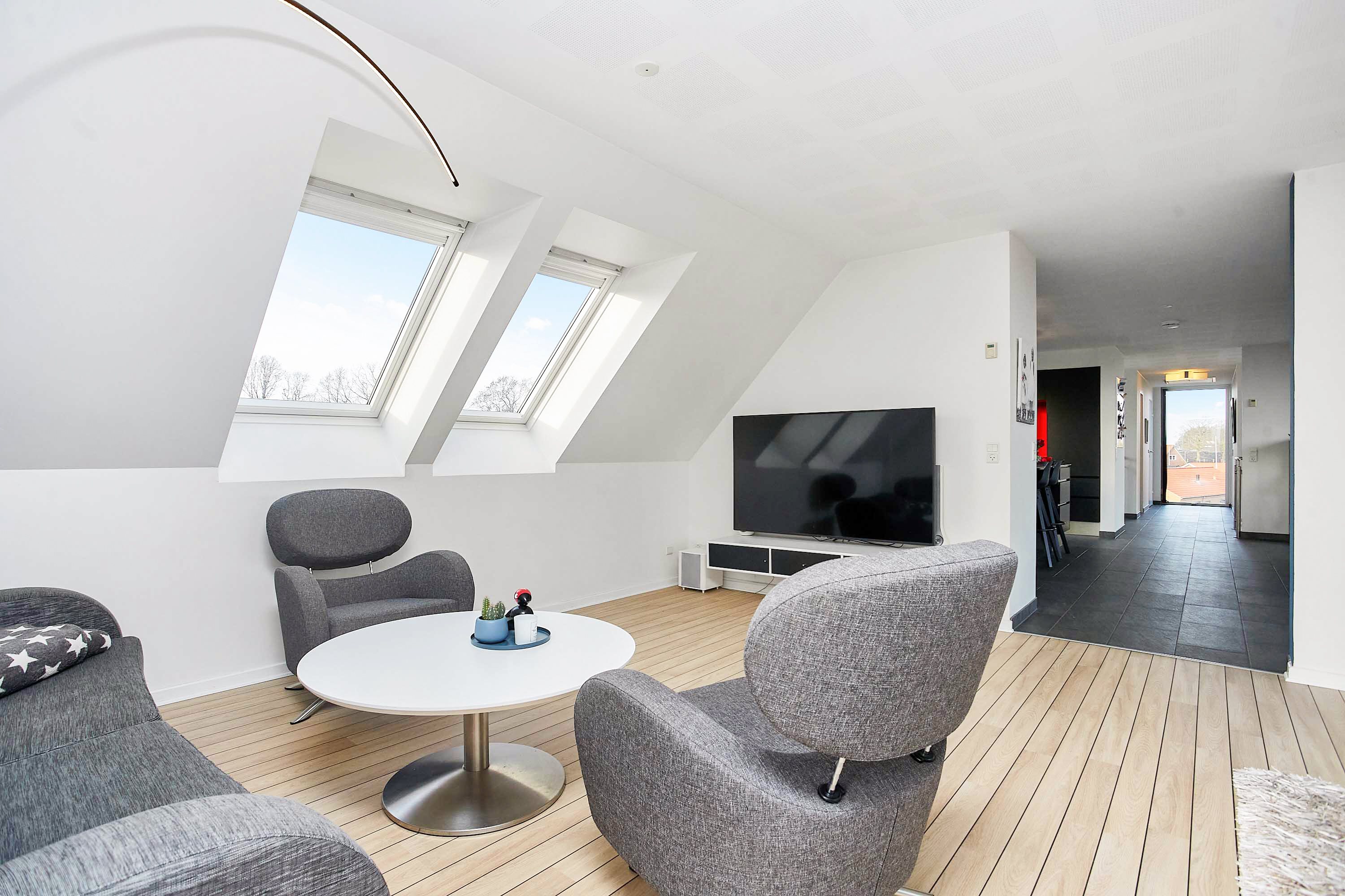 Fremhævet stue billede i fuldskærmstilstand. Billede af Fiskeparken 30, Snaptun, 7130 Juelsminde