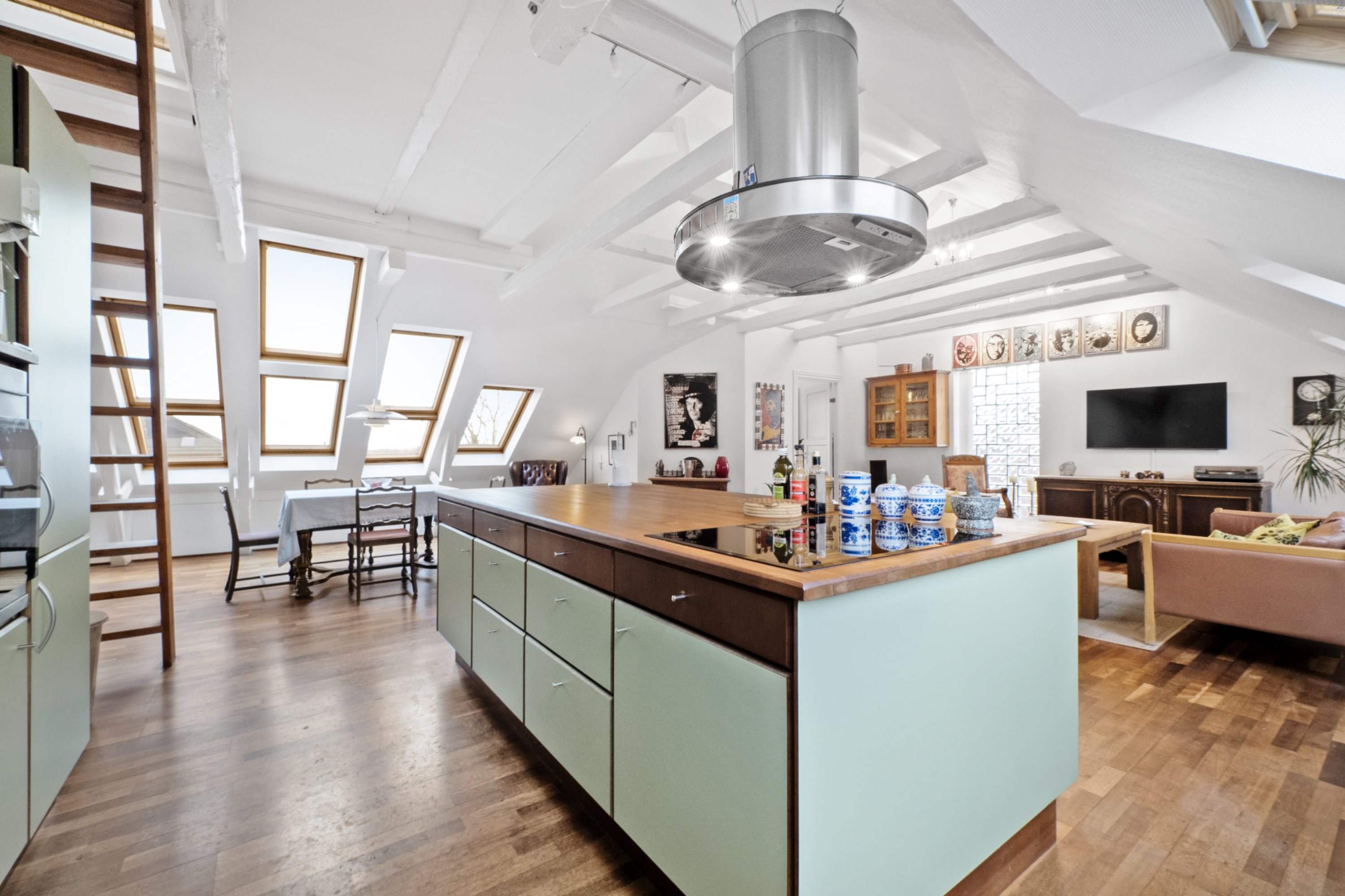 Fremhævet andet billede i fuldskærmstilstand. Billede af Smøgen 4B, 1., 7800 Skive