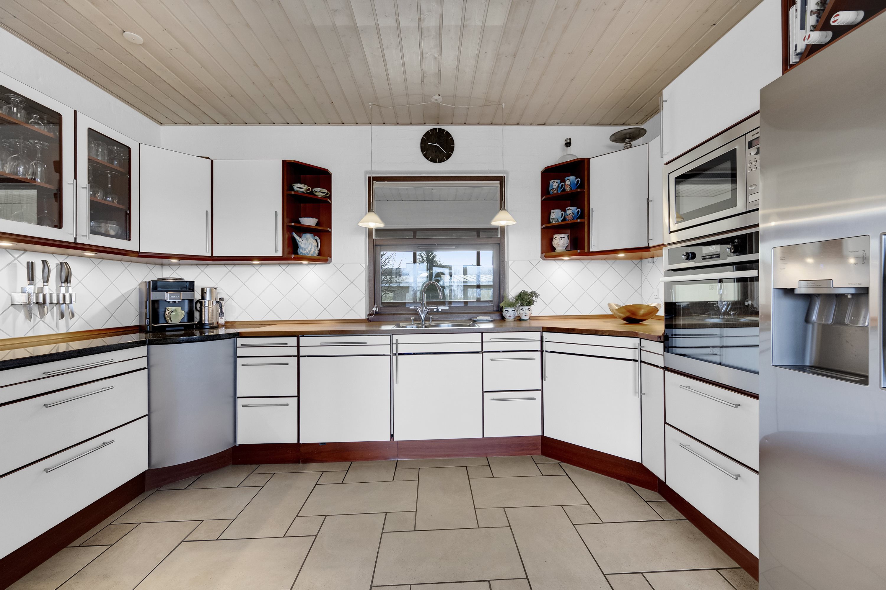 Miniaturebillede 2: køkken. Billede af Ravnhøj 2, Hasseris, 9000 Aalborg