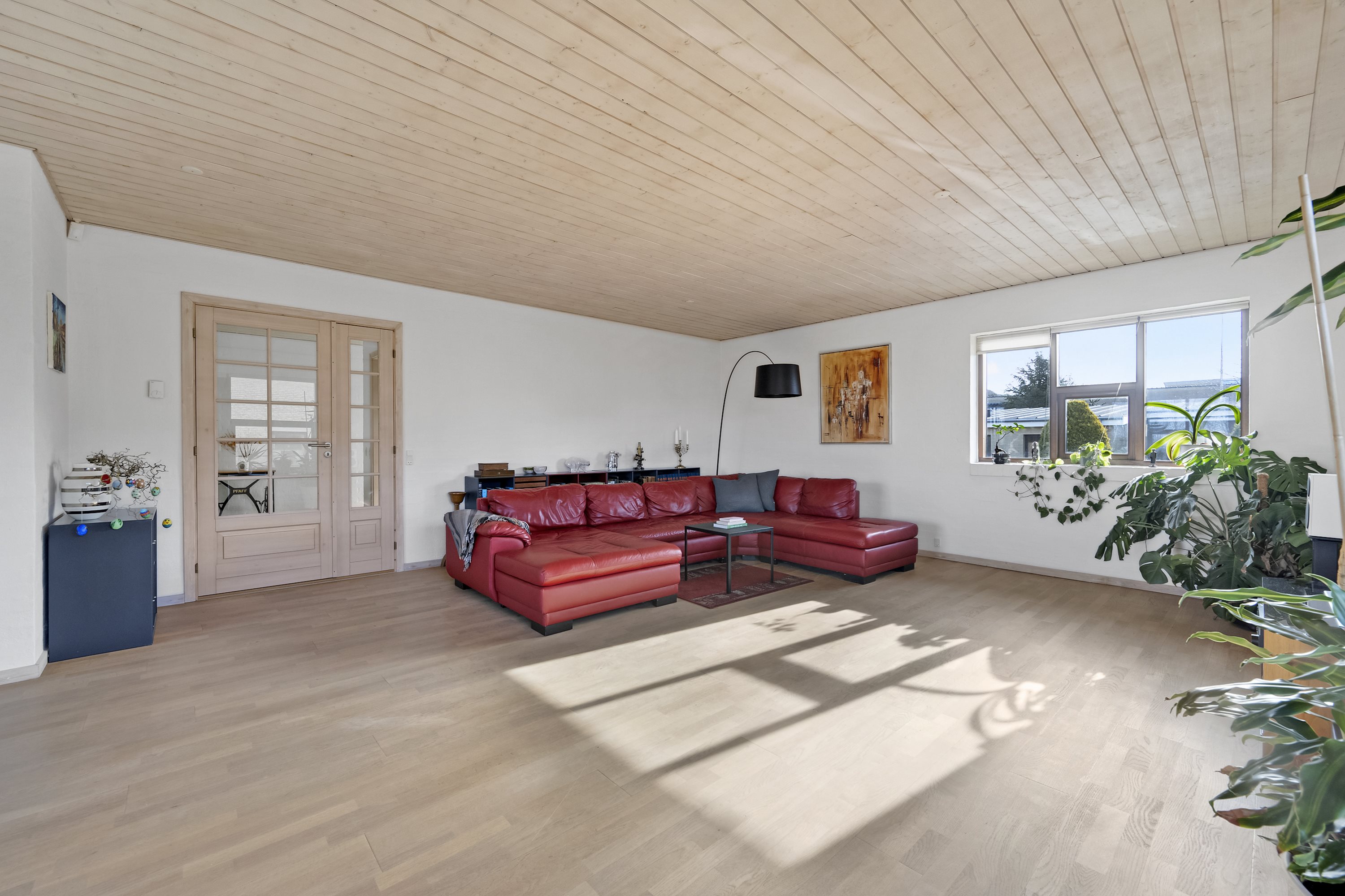 Fremhævet stue billede i fuldskærmstilstand. Billede af Ravnhøj 2, Hasseris, 9000 Aalborg