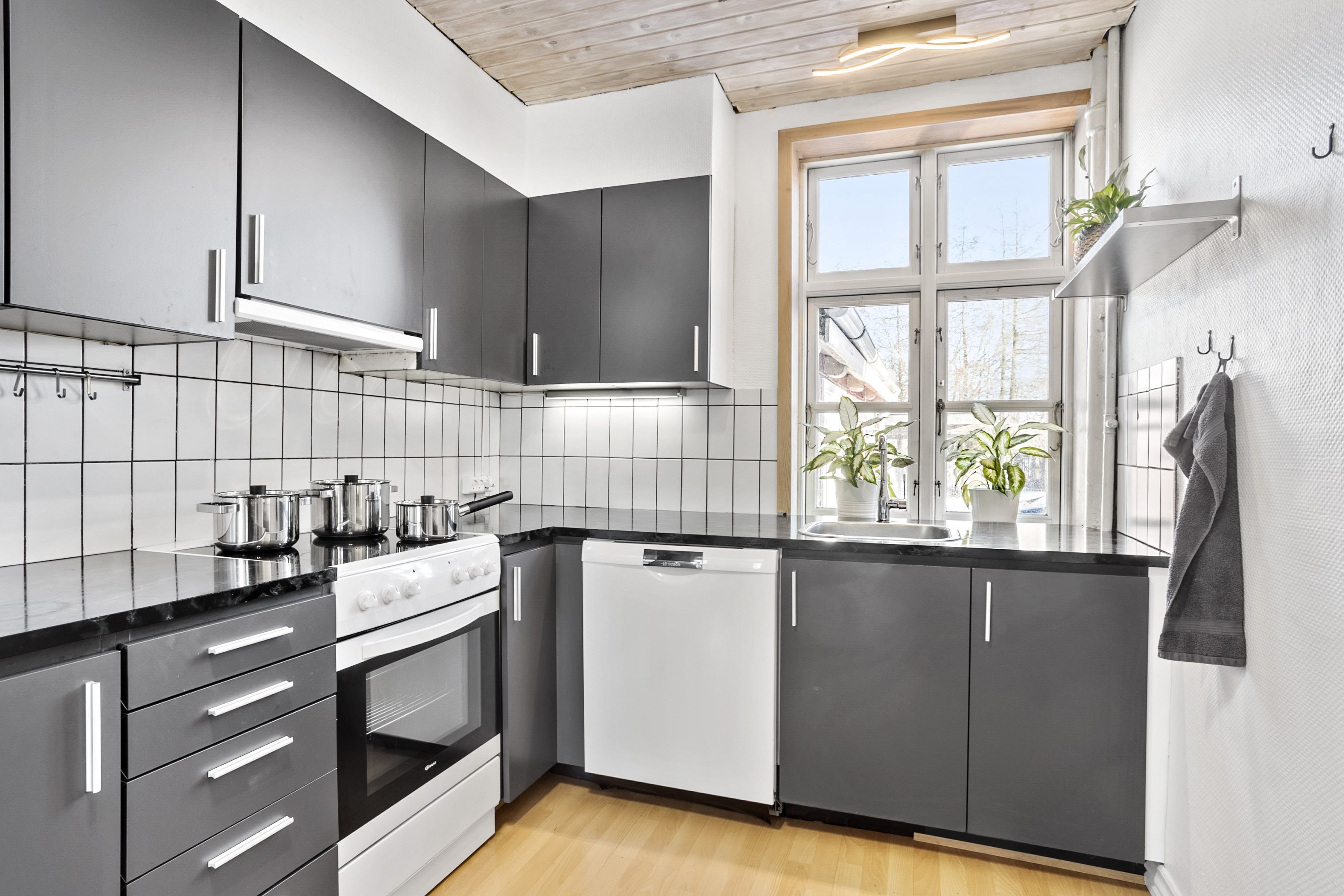 Miniaturebillede 2: køkken. Billede af Svanevej 40, 6100 Haderslev