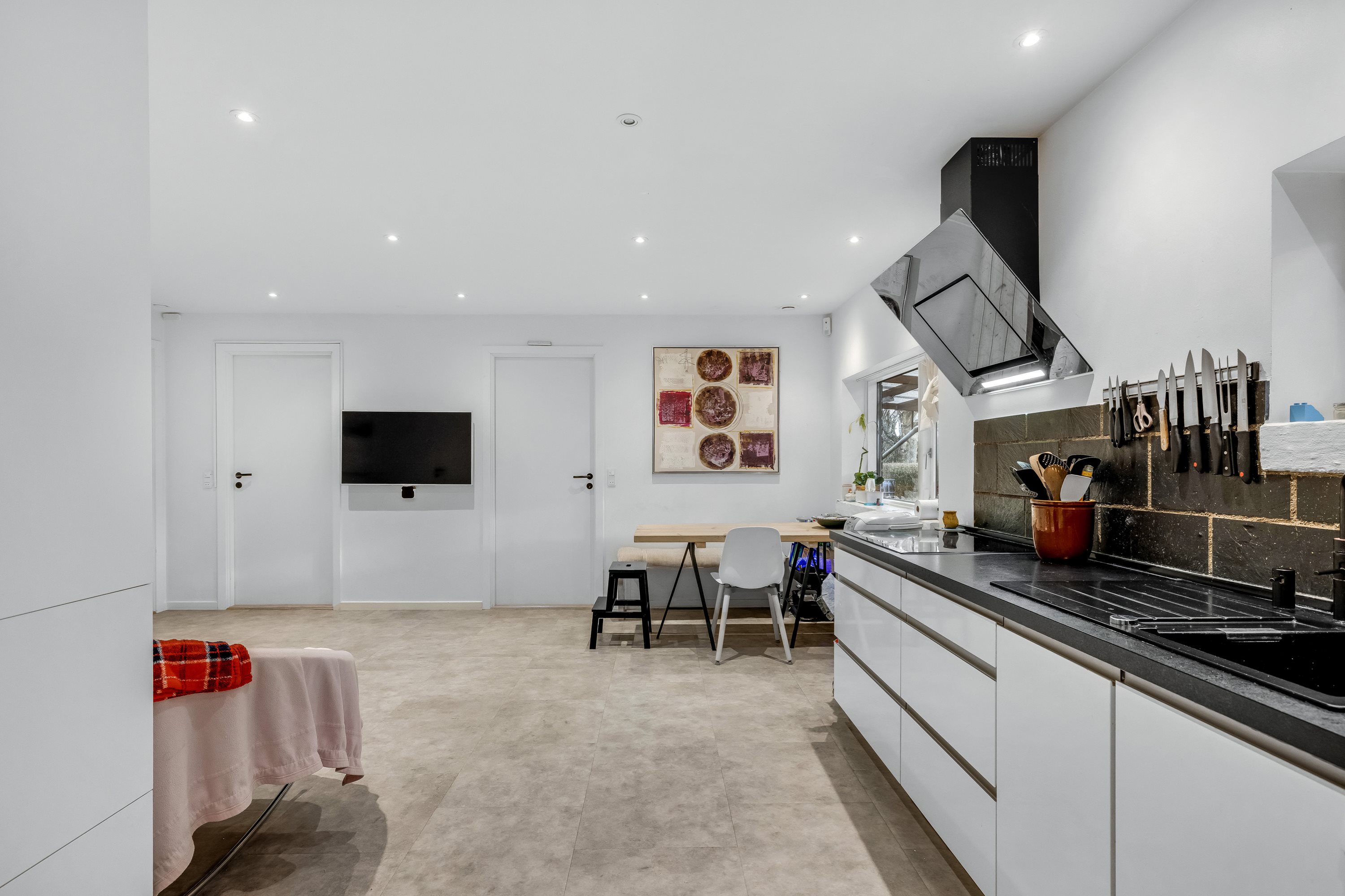 Fremhævet køkken billede i fuldskærmstilstand. Billede af Holmstruphøjvej 39, Holmstrup, 8210 Aarhus V