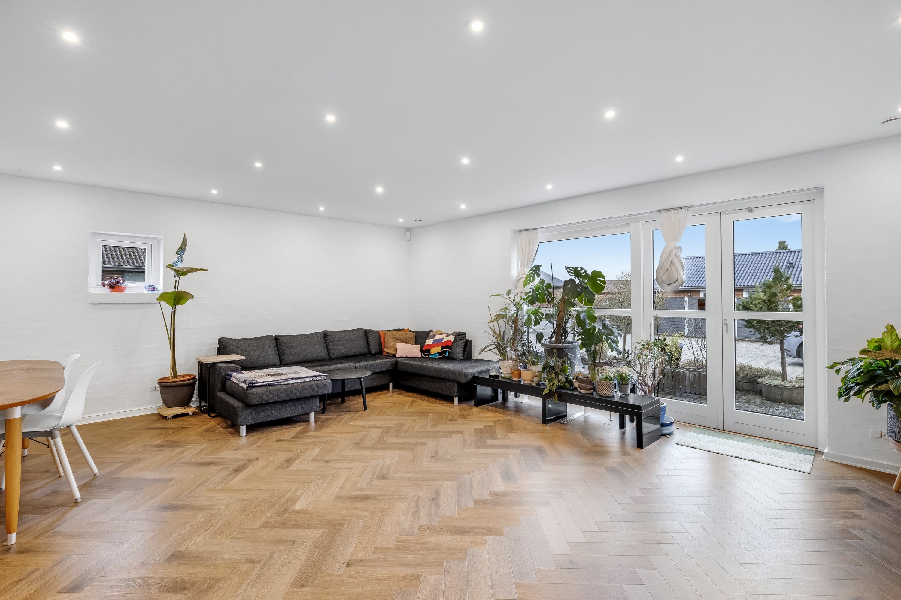 Fremhævet stue billede i fuldskærmstilstand. Billede af Holmstruphøjvej 39, Holmstrup, 8210 Aarhus V