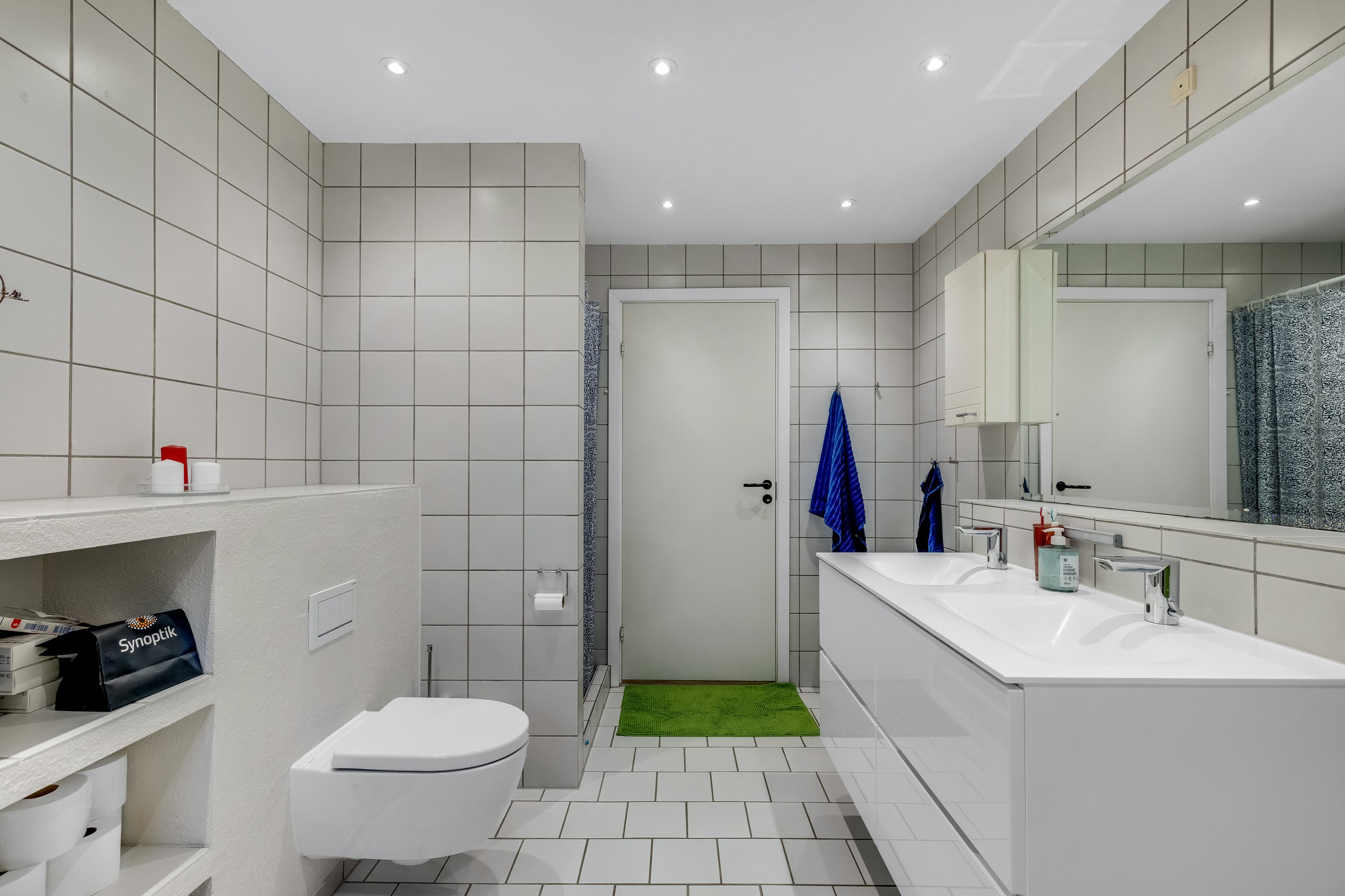 Fremhævet bad billede i fuldskærmstilstand. Billede af Holmstruphøjvej 39, Holmstrup, 8210 Aarhus V