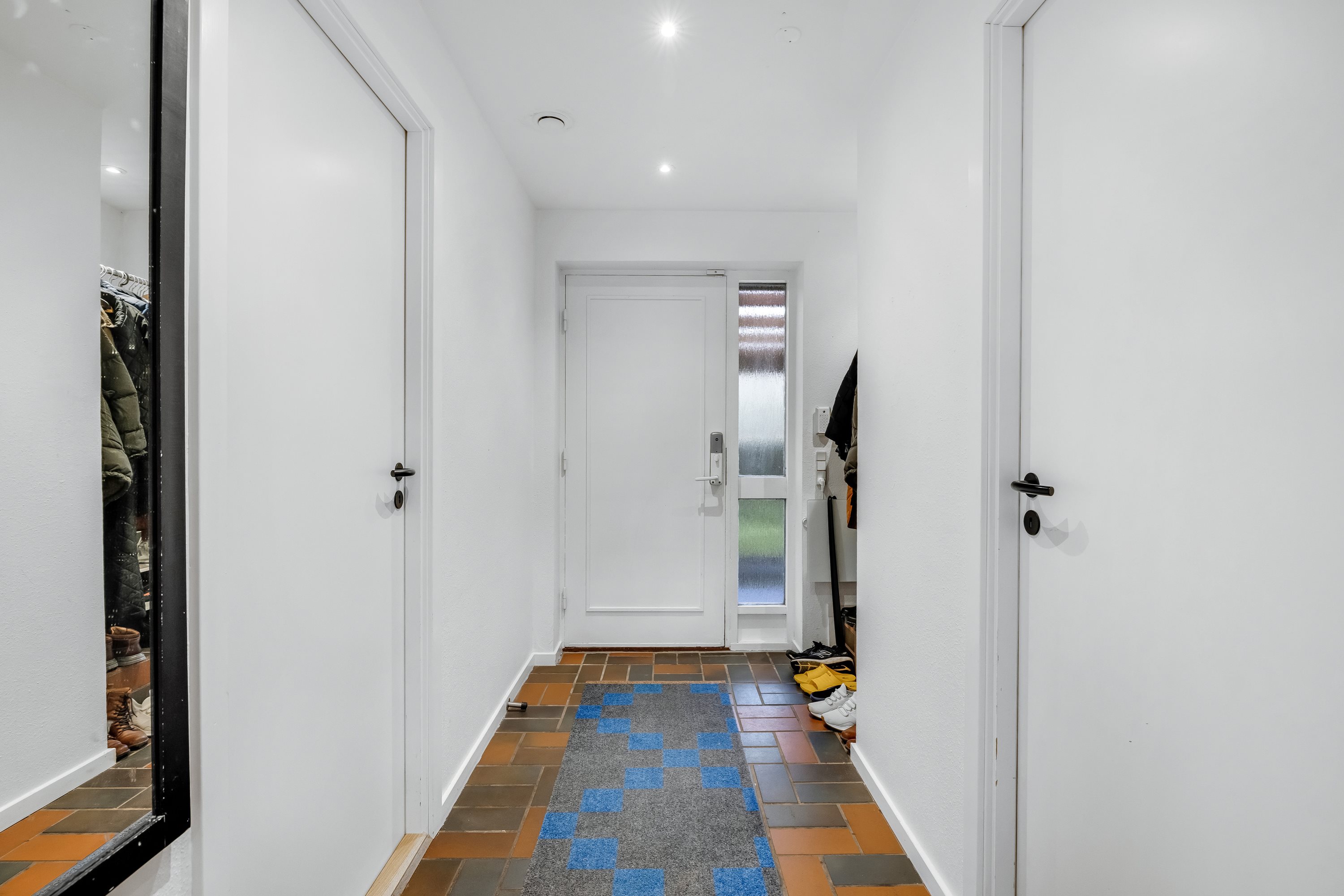 Fremhævet gang billede i fuldskærmstilstand. Billede af Holmstruphøjvej 39, Holmstrup, 8210 Aarhus V