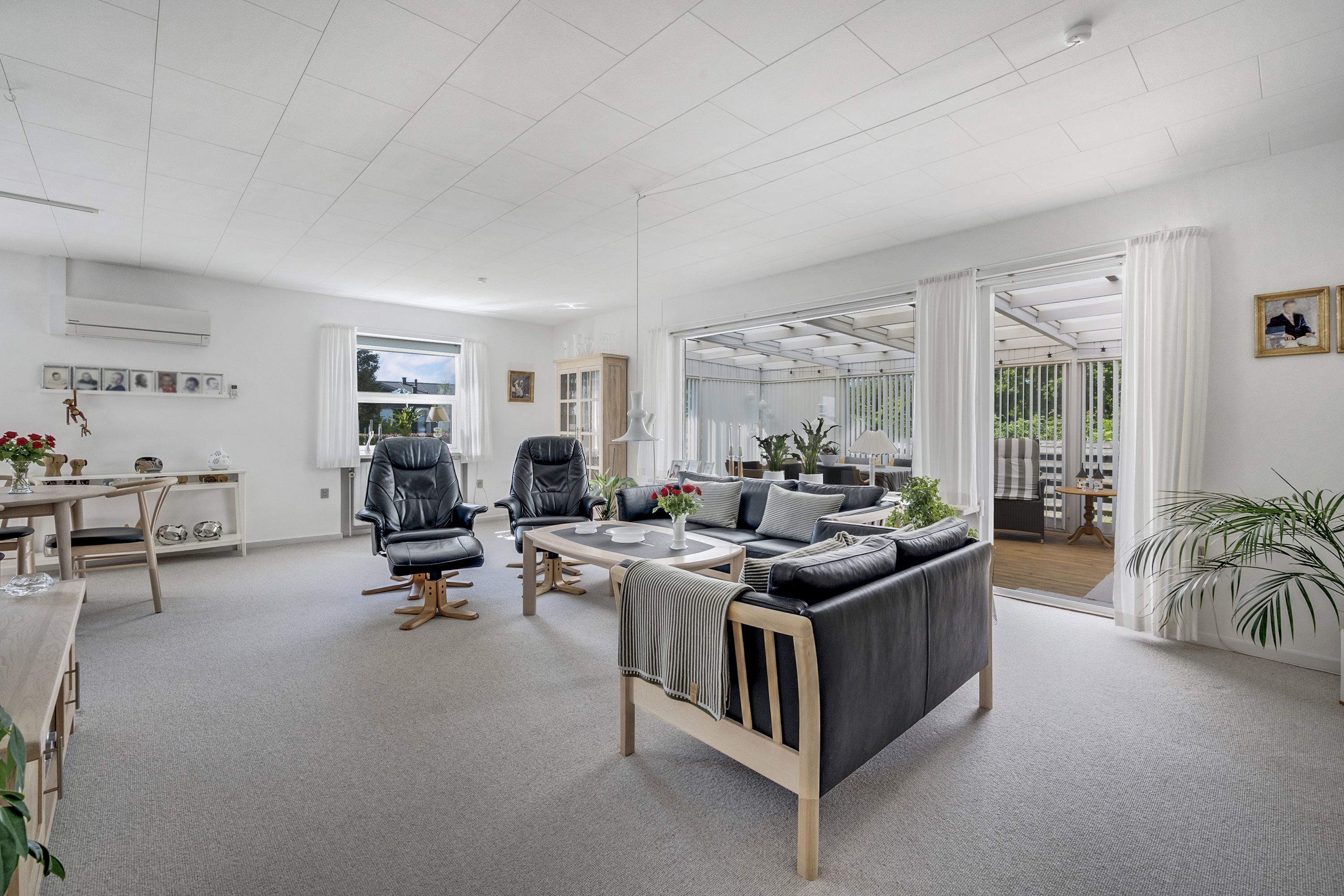 Fremhævet stue billede i fuldskærmstilstand. Billede af Ilbrovej 379, Ilbro, 9800 Hjørring