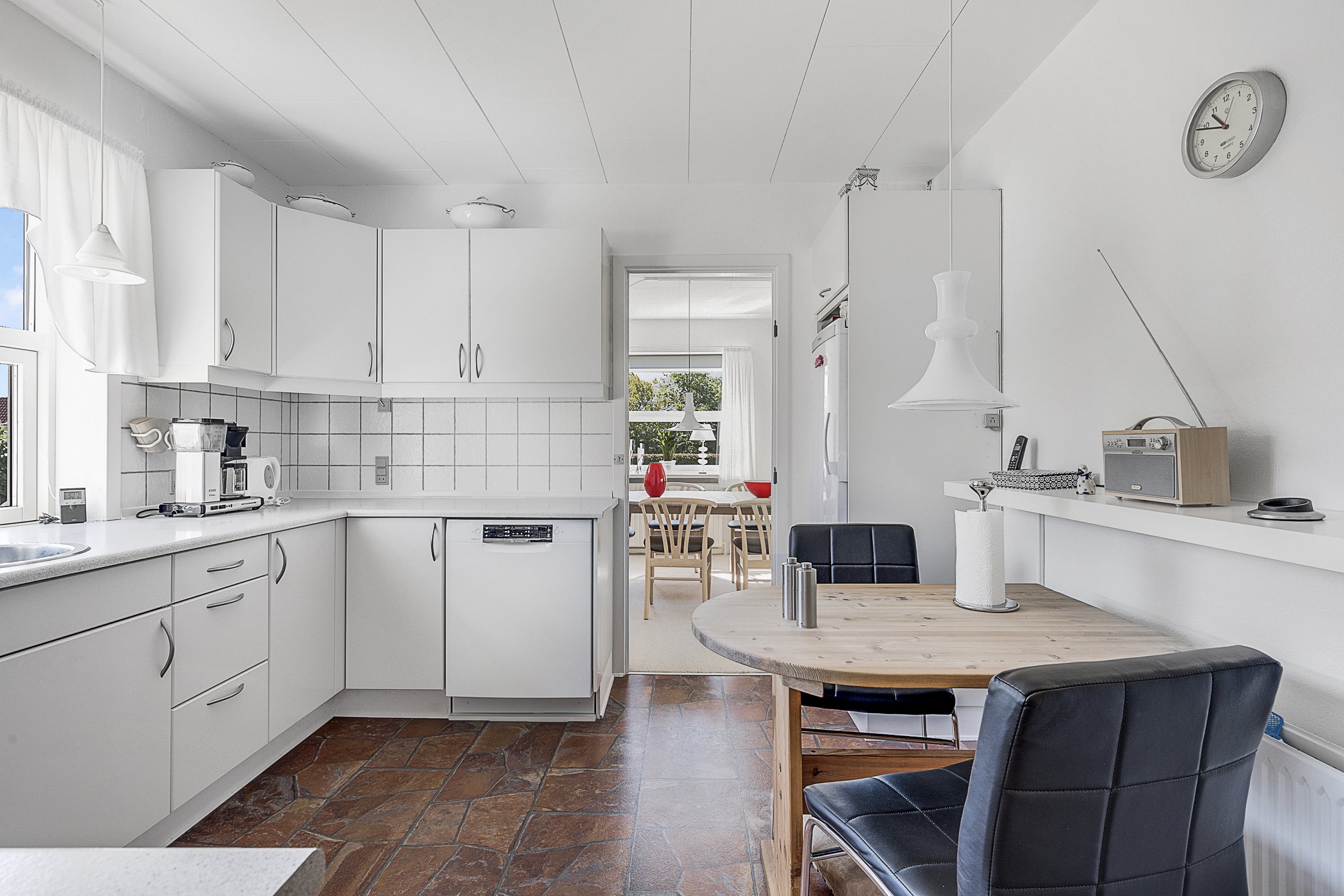 Miniaturebillede 2: køkken. Billede af Ilbrovej 379, Ilbro, 9800 Hjørring