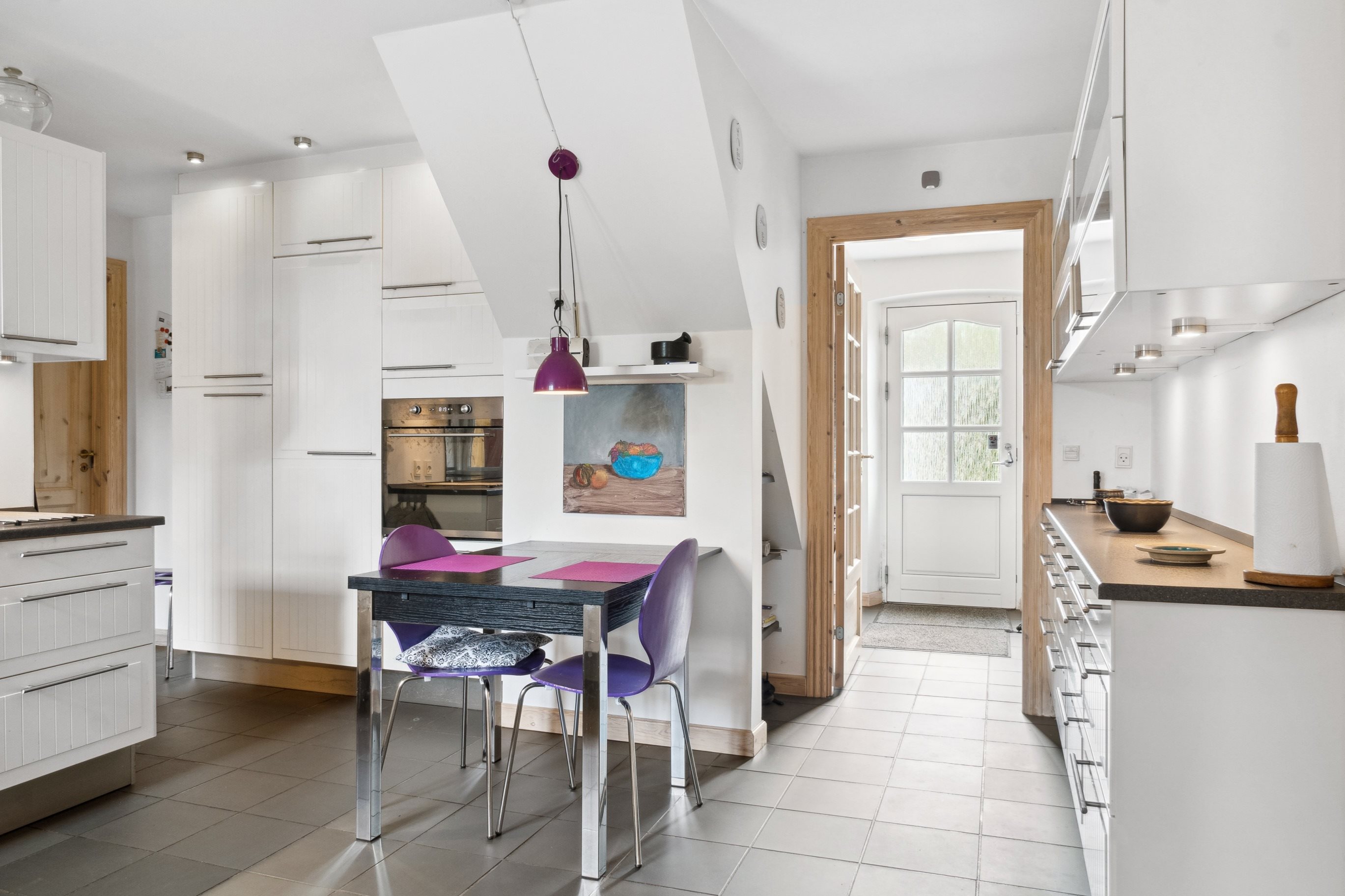 Fremhævet køkken billede i fuldskærmstilstand. Billede af Kildebakken 29, Everdrup, 4733 Tappernøje