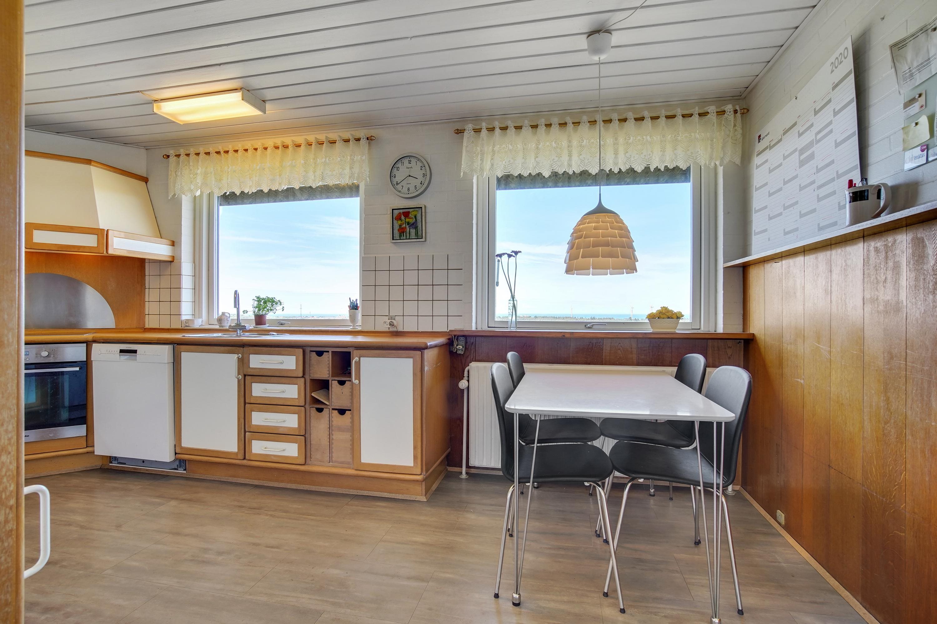 Fremhævet køkken billede i fuldskærmstilstand. Billede af Skansebakken 23A, Horne, 9850 Hirtshals