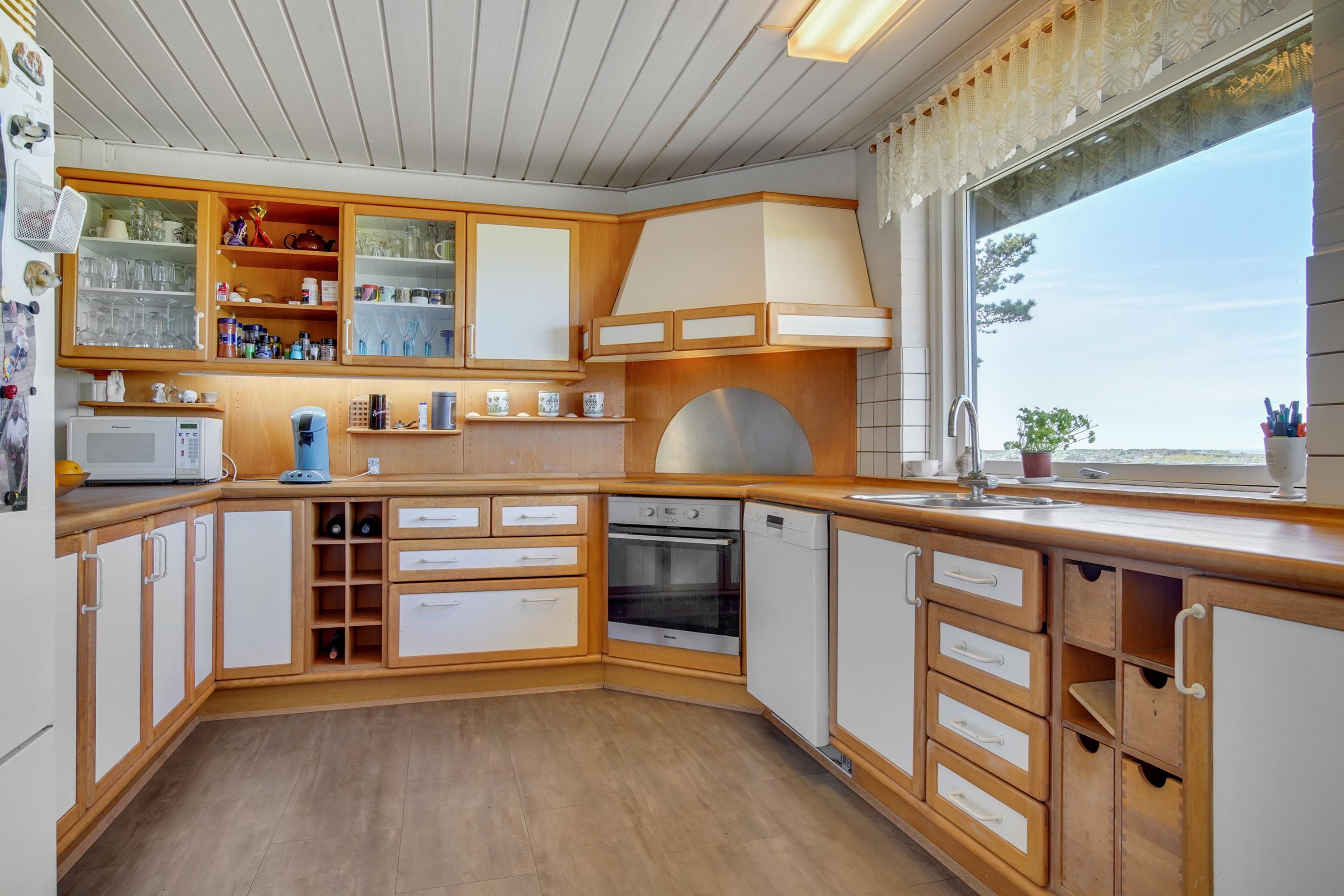 Fremhævet køkken billede i fuldskærmstilstand. Billede af Skansebakken 23A, Horne, 9850 Hirtshals