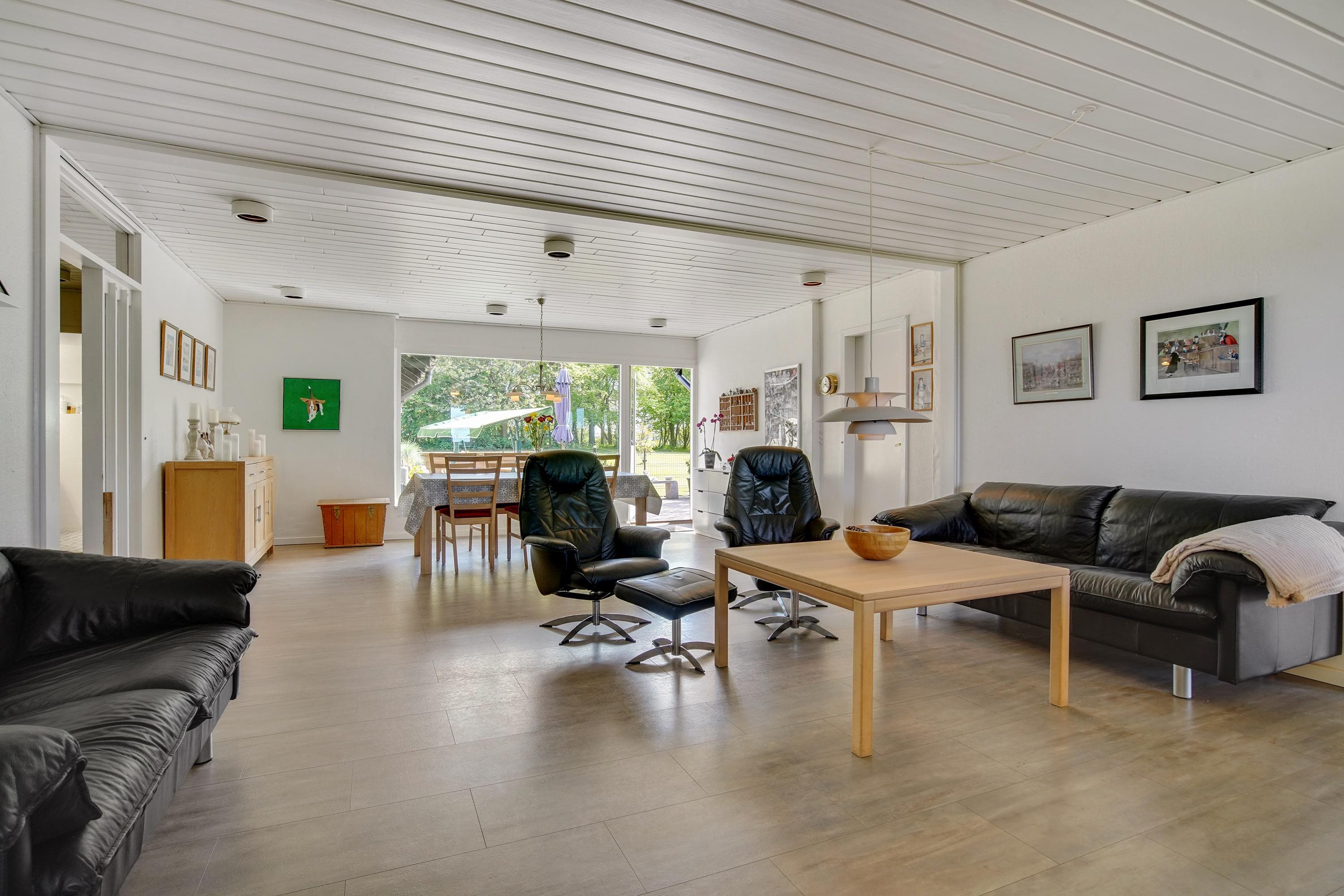 Fremhævet stue billede i fuldskærmstilstand. Billede af Skansebakken 23A, Horne, 9850 Hirtshals