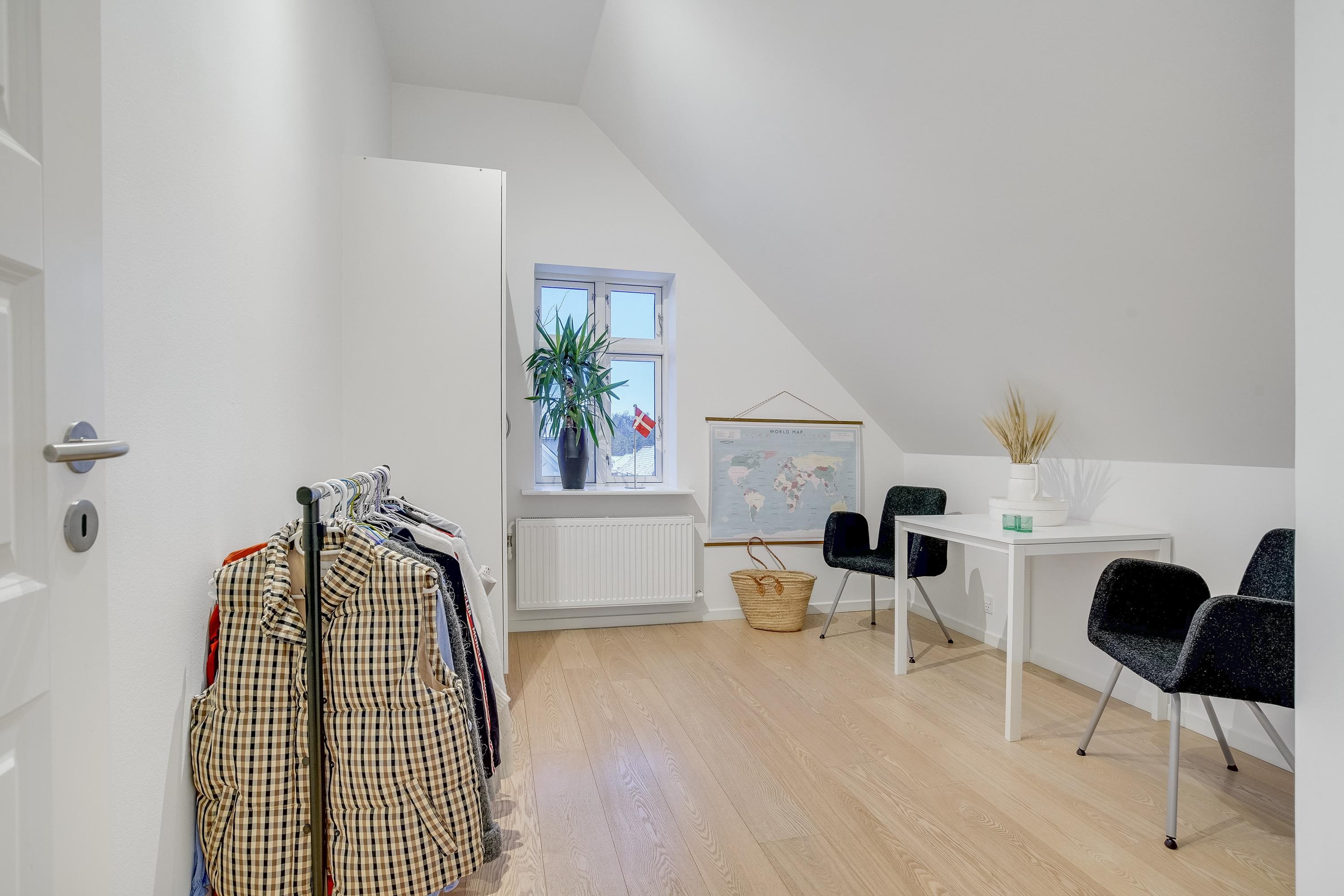 Fremhævet værelse billede i fuldskærmstilstand. Billede af Skagensvej 14, 9800 Hjørring