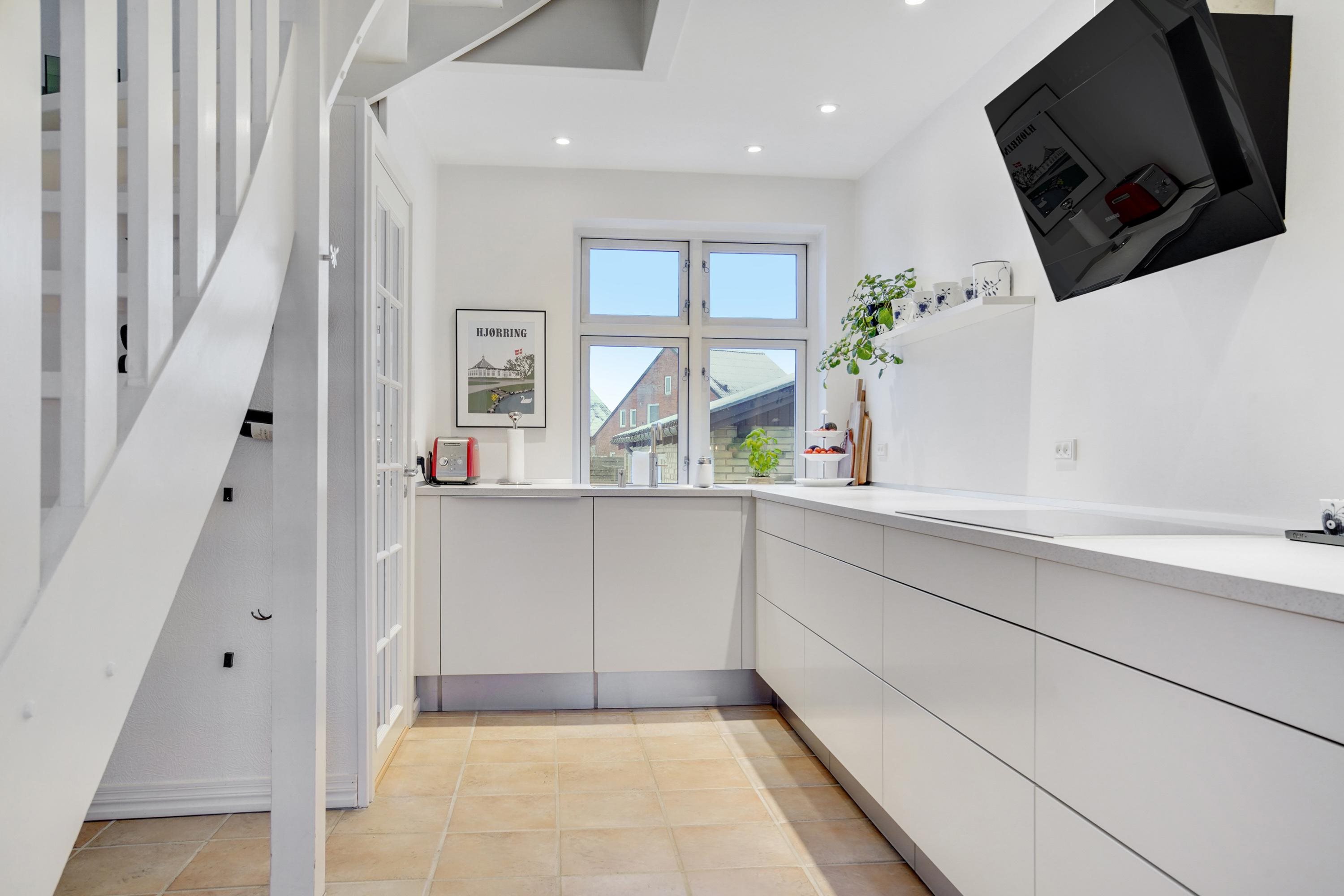 Fremhævet køkken billede i fuldskærmstilstand. Billede af Skagensvej 14, 9800 Hjørring