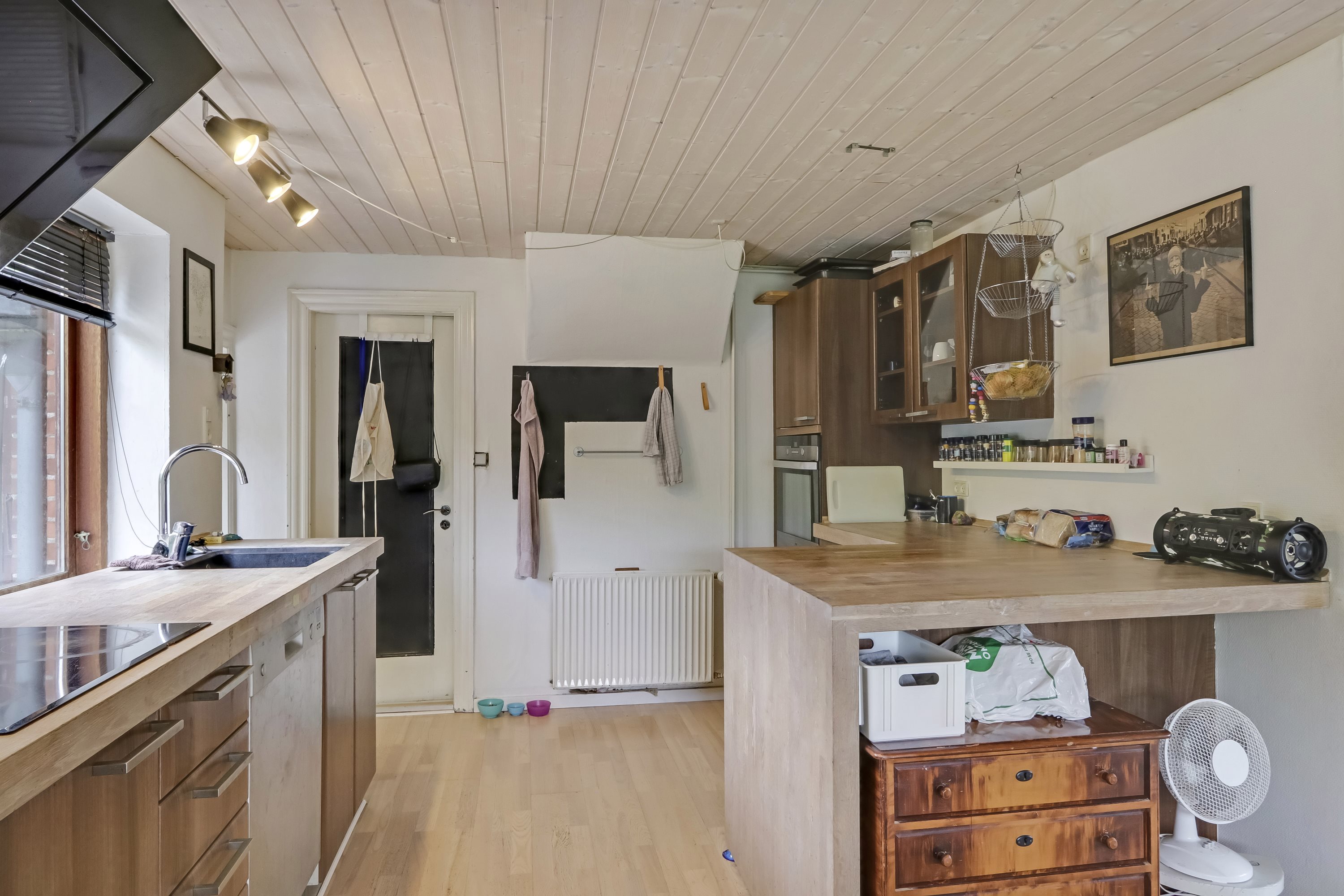 Fremhævet køkken billede i fuldskærmstilstand. Billede af Vinkelvej 2, 5772 Kværndrup