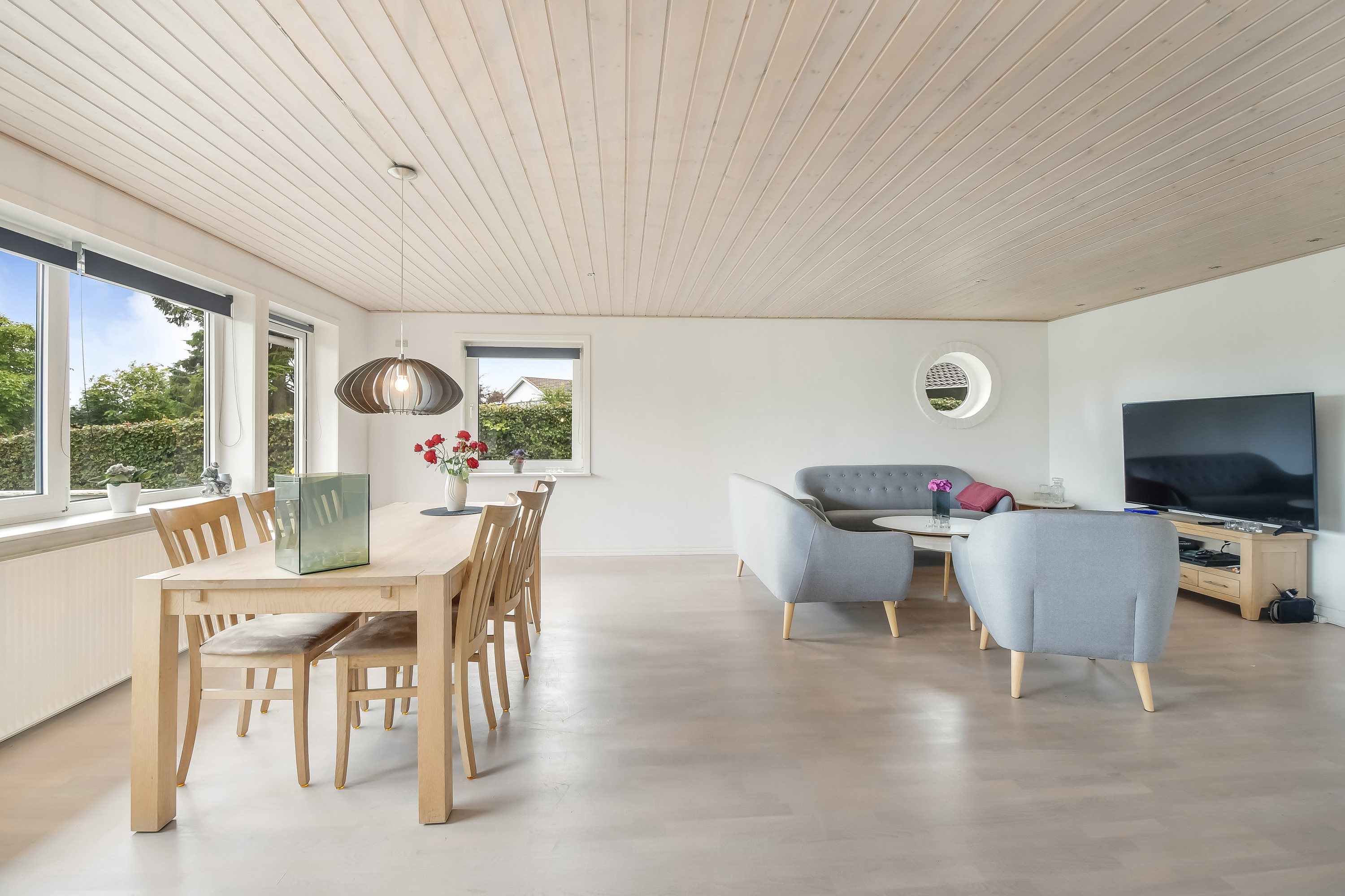 Fremhævet spiseplads billede i fuldskærmstilstand. Billede af Bremdalvej 15, Bremdal, 7600 Struer