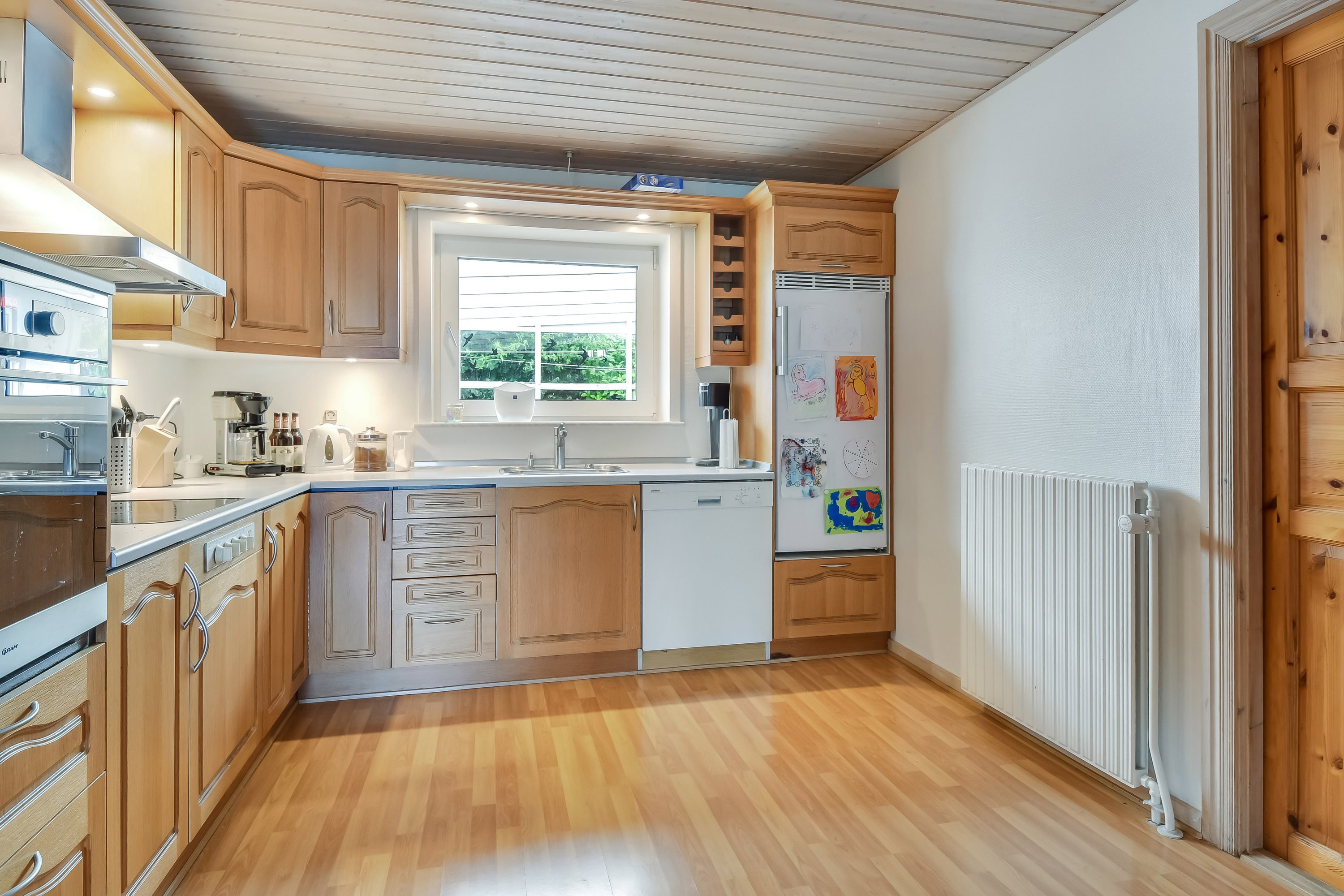 Fremhævet køkken billede i fuldskærmstilstand. Billede af Bremdalvej 15, Bremdal, 7600 Struer