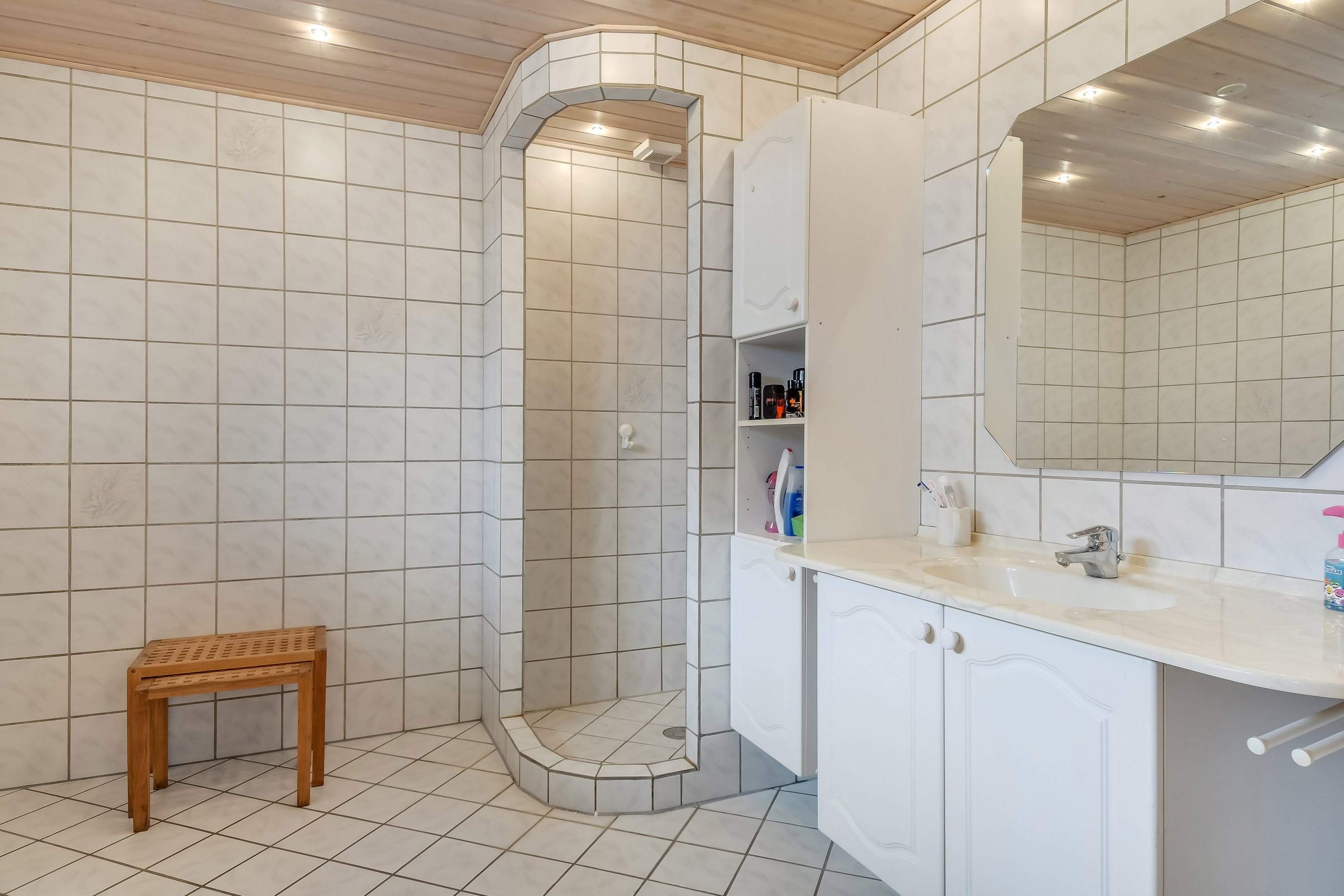 Fremhævet badeværelse billede i fuldskærmstilstand. Billede af Bremdalvej 15, Bremdal, 7600 Struer