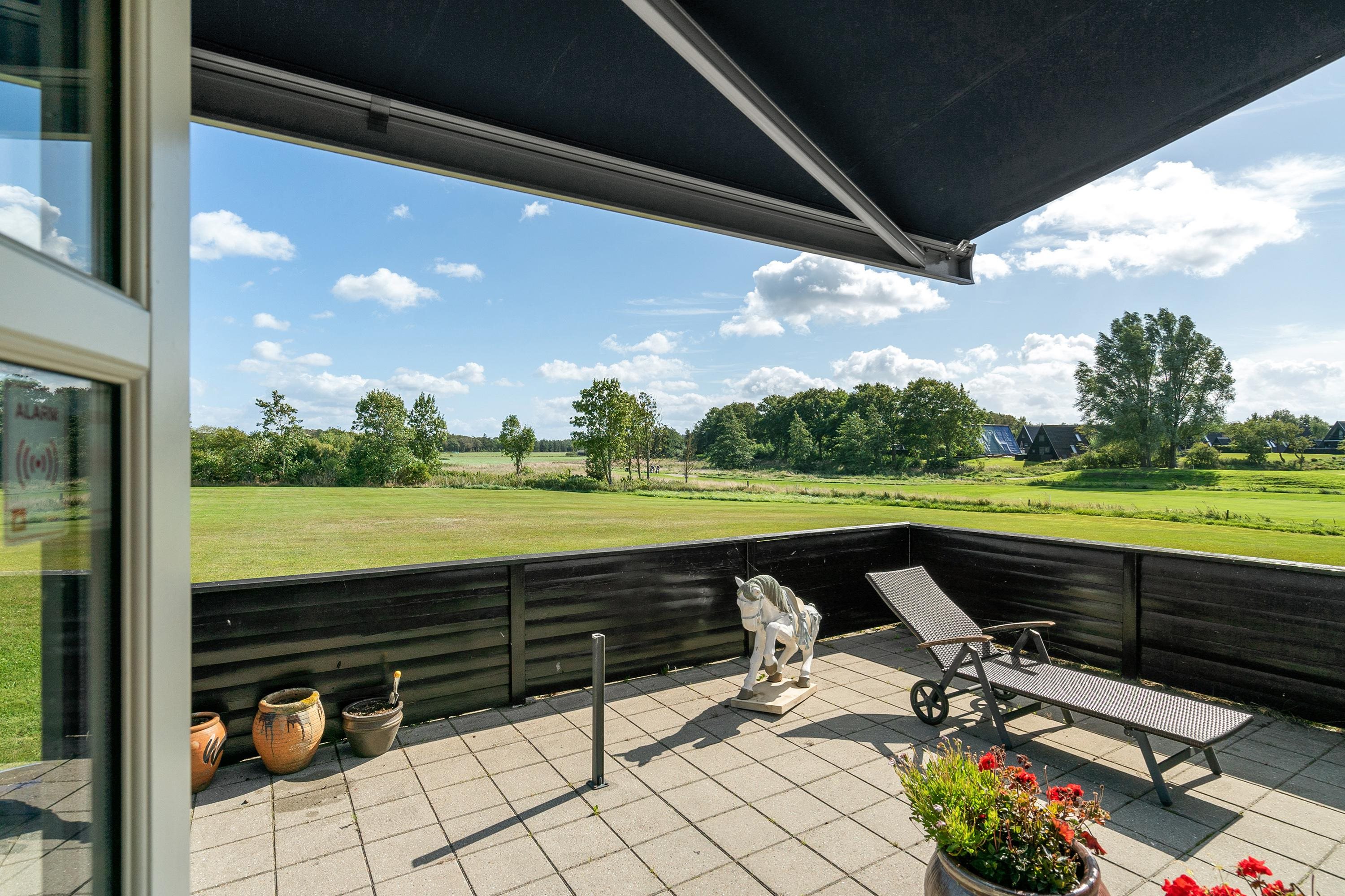 Miniaturebillede 1: terrasse. Billede af Golfvænget 13, Gatten, 9640 Farsø