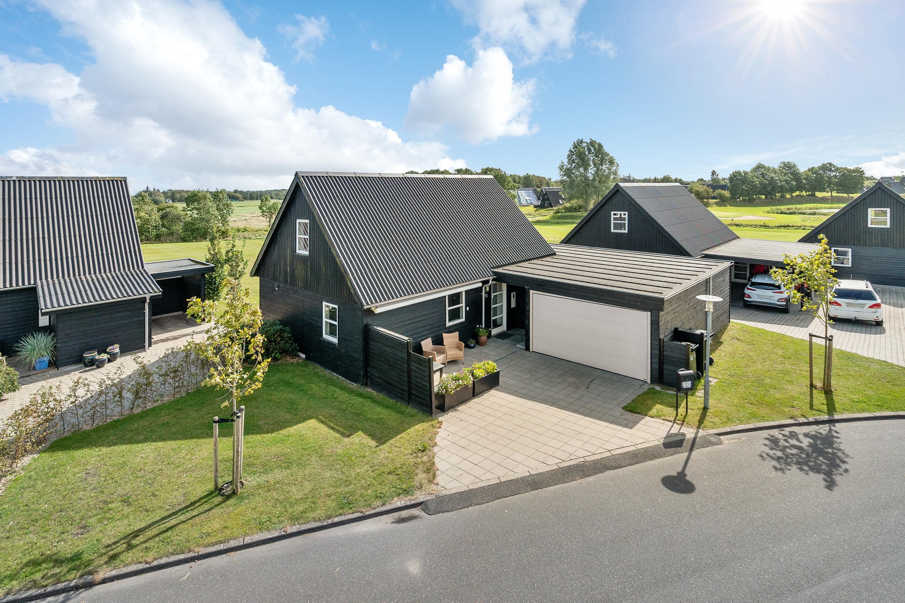 Fremhævet ejendommen billede i fuldskærmstilstand. Billede af Golfvænget 13, Gatten, 9640 Farsø