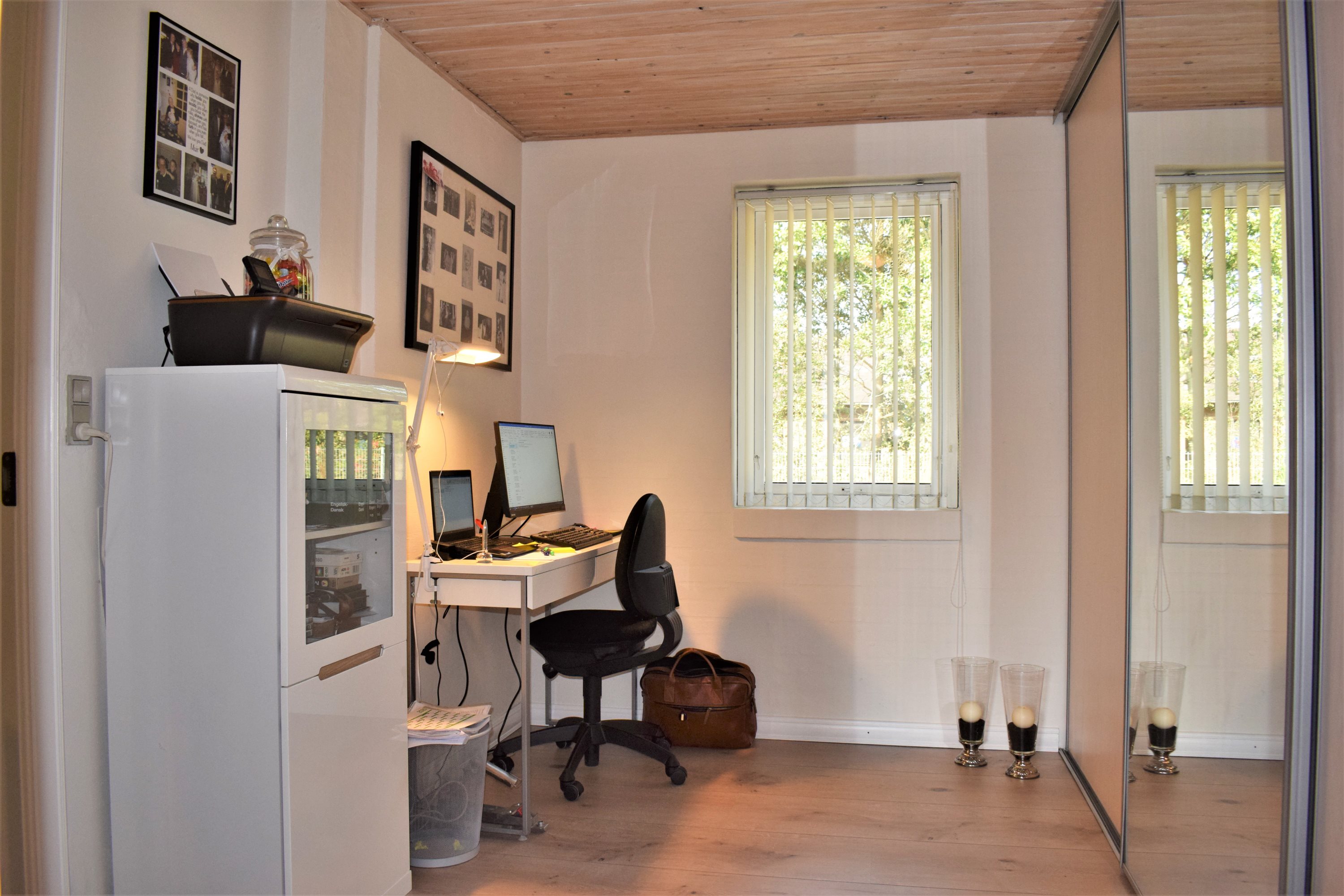 Fremhævet kontor billede i fuldskærmstilstand. Billede af Kirkegade 10, Troldhede, 6920 Videbæk