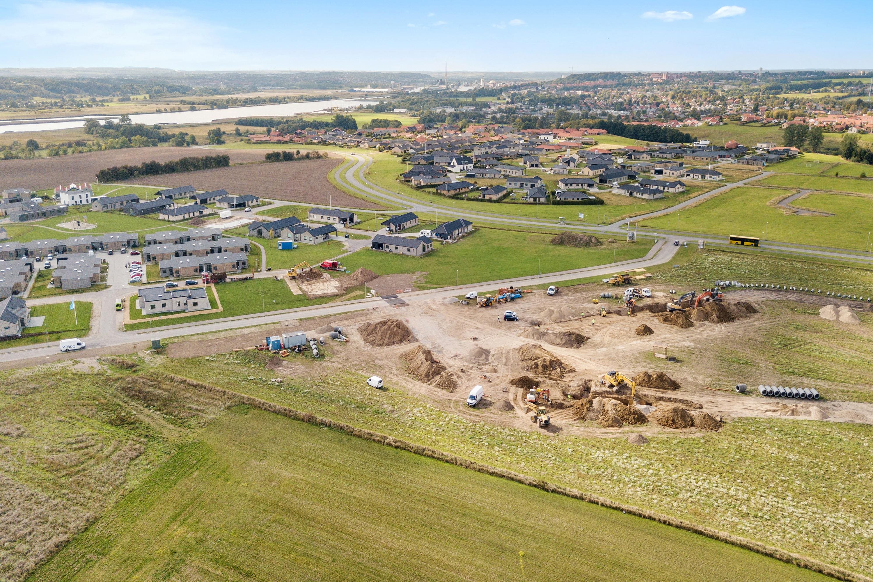 Fremhævet luftfoto billede i fuldskærmstilstand. Billede af Nellikebakken 13, 8930 Randers NØ