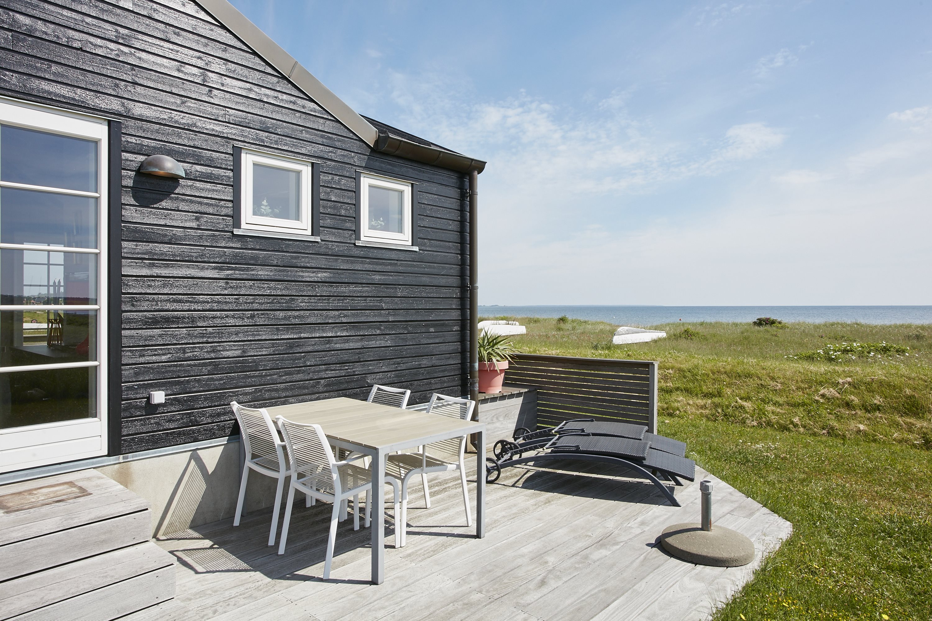 Fremhævet terrasse billede i fuldskærmstilstand. Billede af Asbo 7, As Vig, 7130 Juelsminde