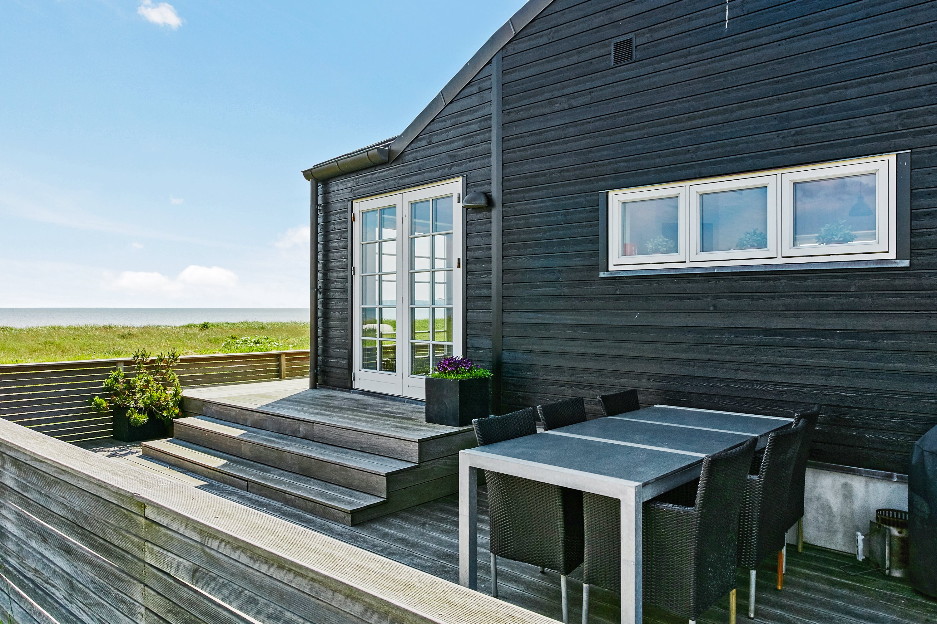 Fremhævet terrasse billede i fuldskærmstilstand. Billede af Asbo 7, As Vig, 7130 Juelsminde