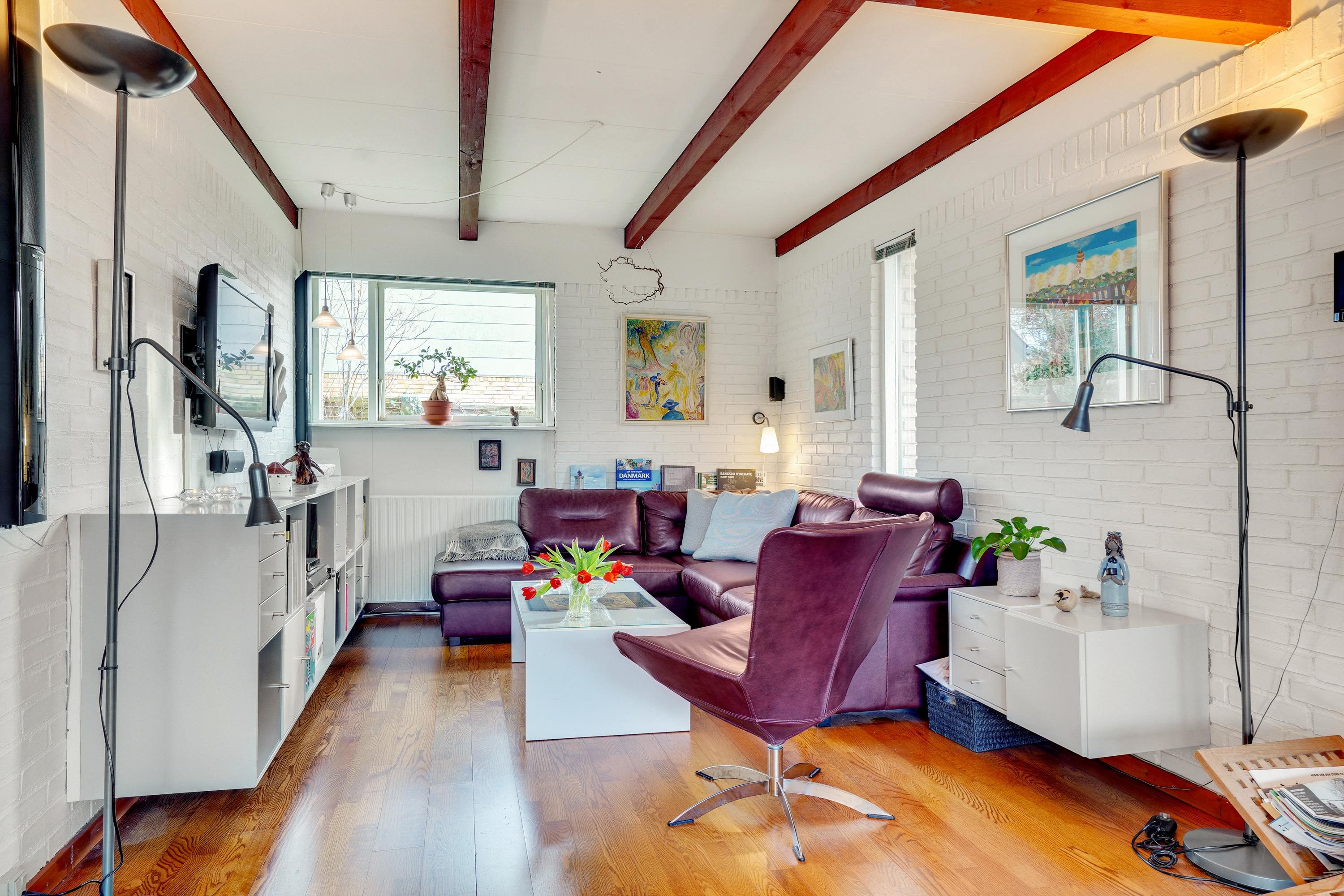 Fremhævet stue billede i fuldskærmstilstand. Billede af Egevej 29, Gærum, 9900 Frederikshavn