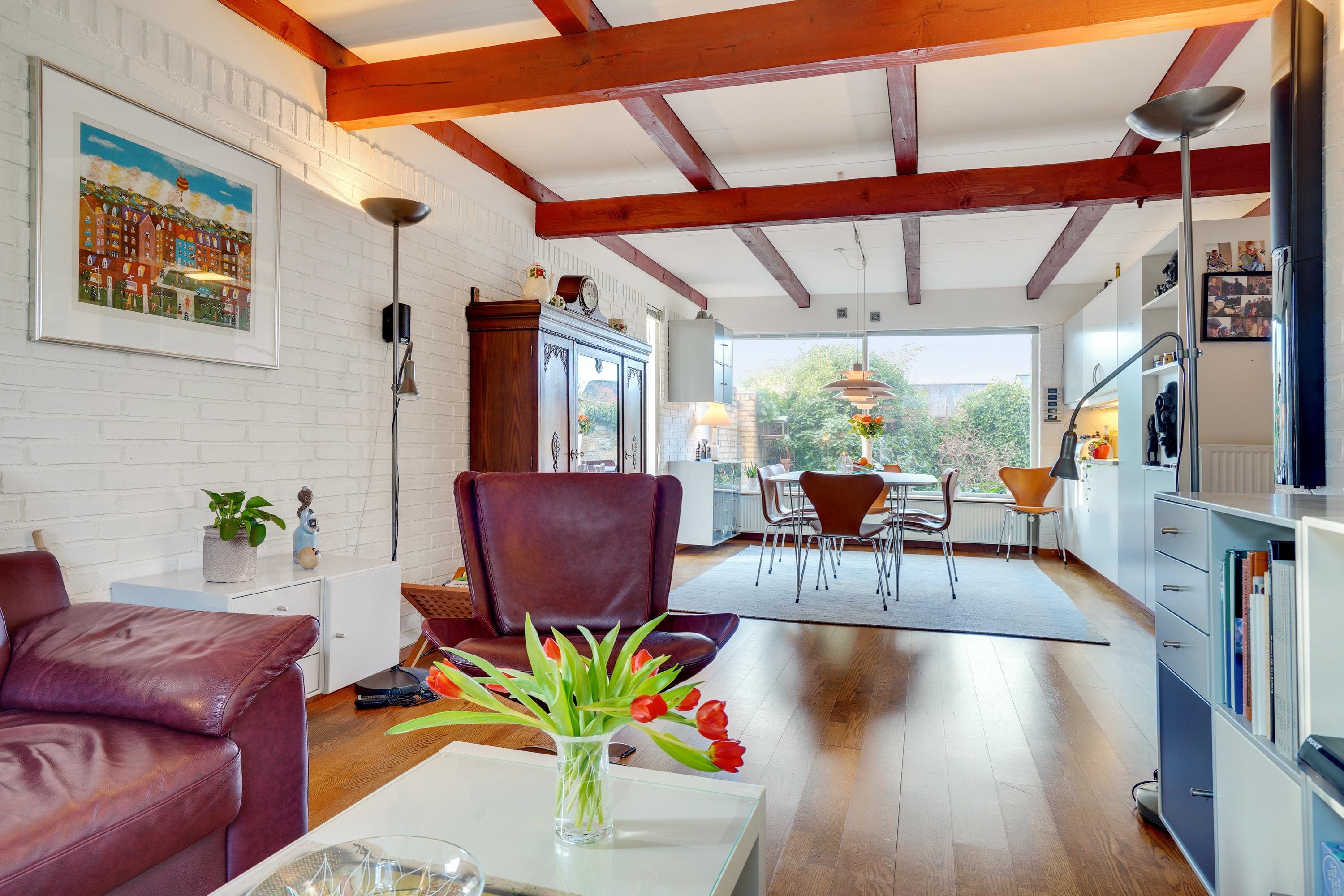 Fremhævet stue billede i fuldskærmstilstand. Billede af Egevej 29, Gærum, 9900 Frederikshavn