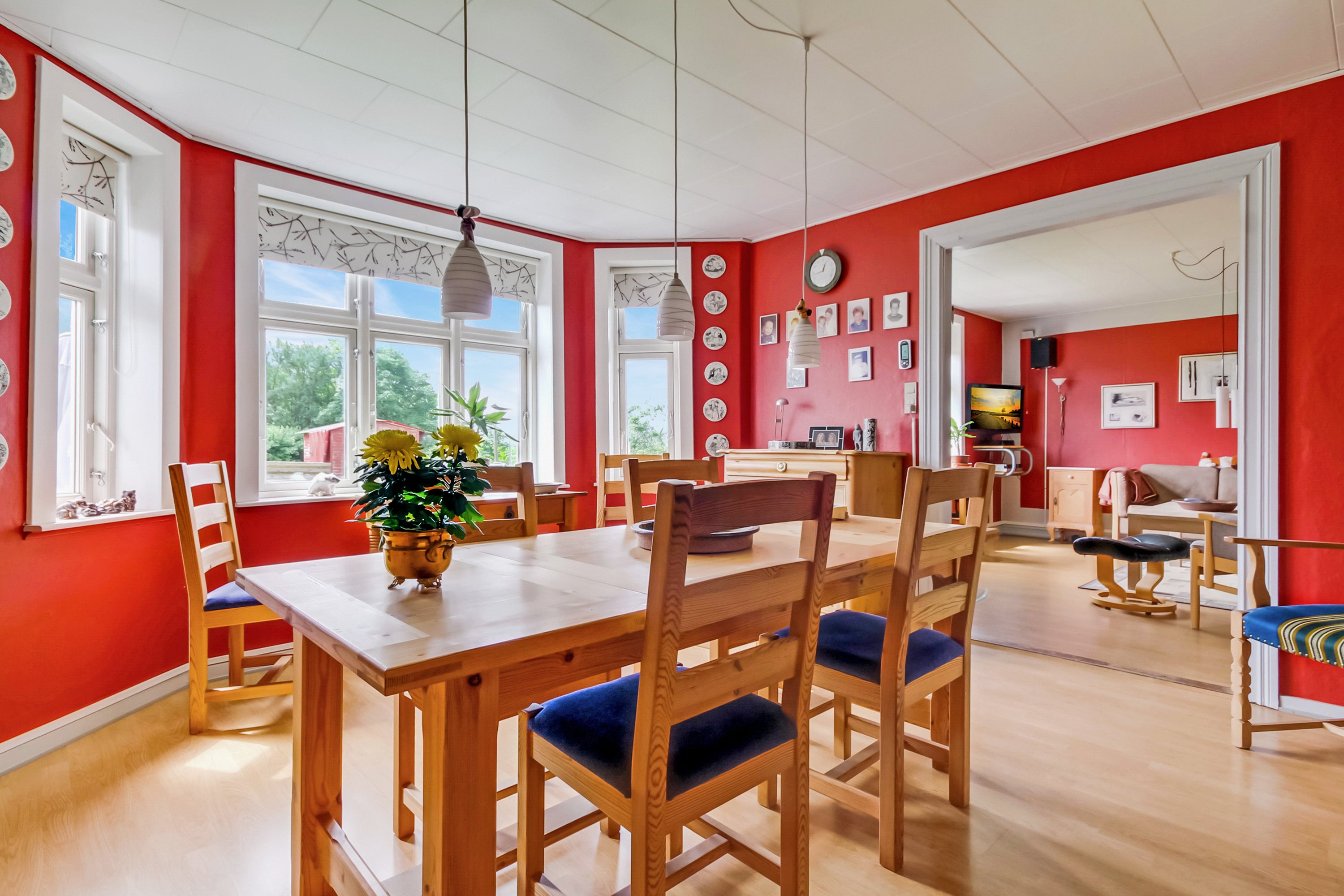 Fremhævet stue billede i fuldskærmstilstand. Billede af Refshedevej 13A, St. Darum, 6740 Bramming