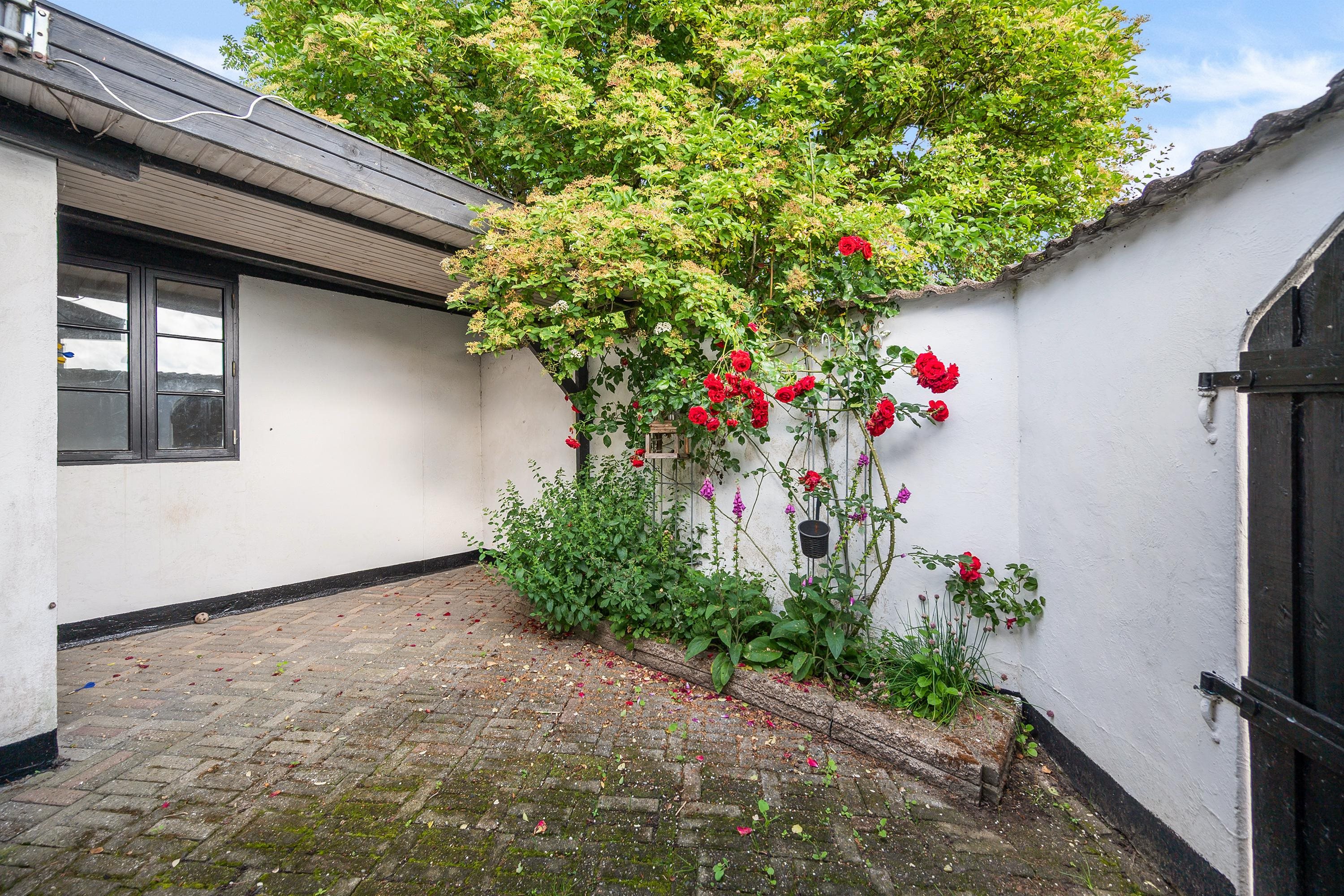 Fremhævet ejendommen billede i fuldskærmstilstand. Billede af Højgårdsvej 12, Thorning, 8620 Kjellerup