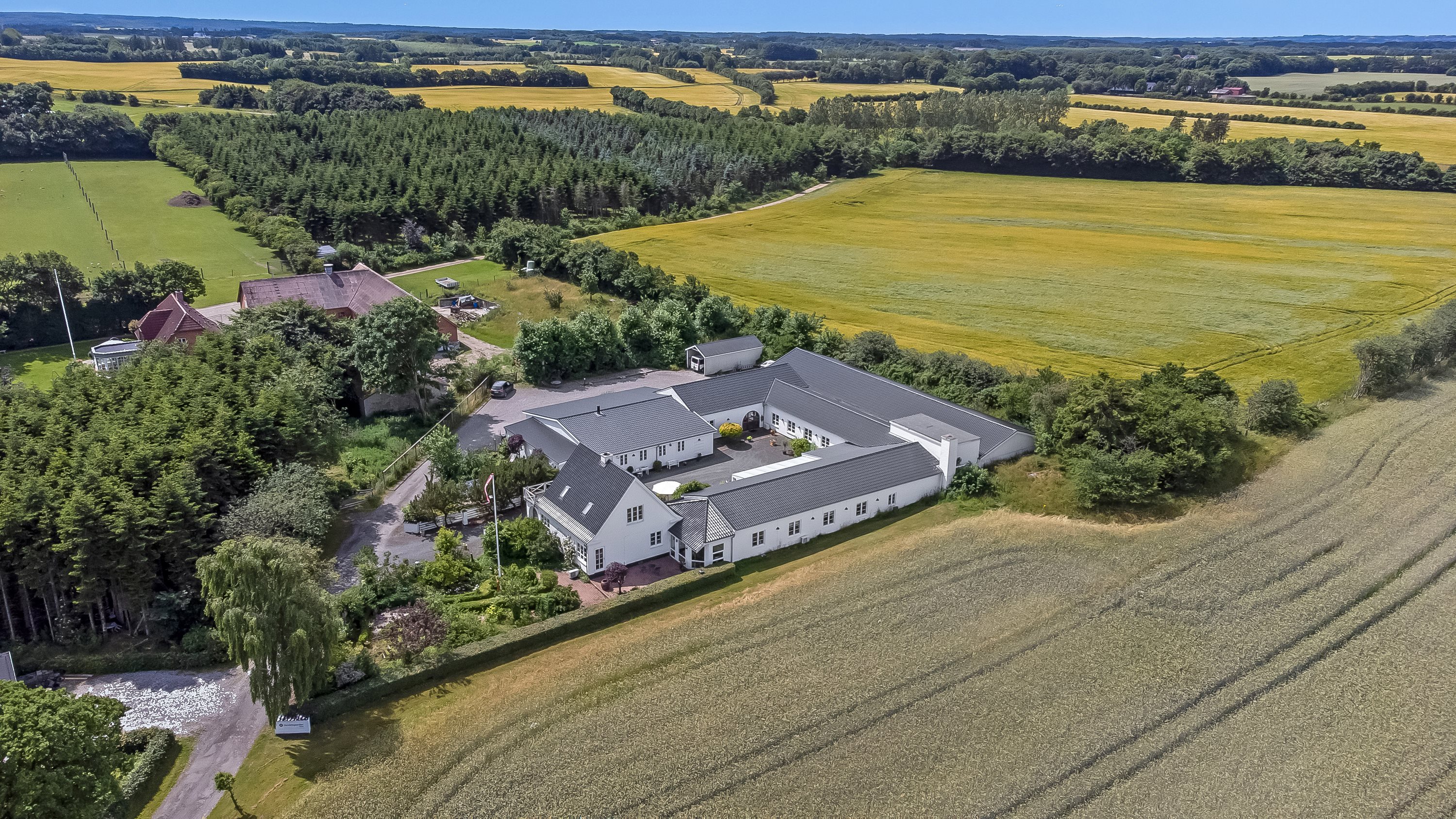 Fremhævet område billede i fuldskærmstilstand. Billede af Rogenstrupvej 6, 8831 Løgstrup