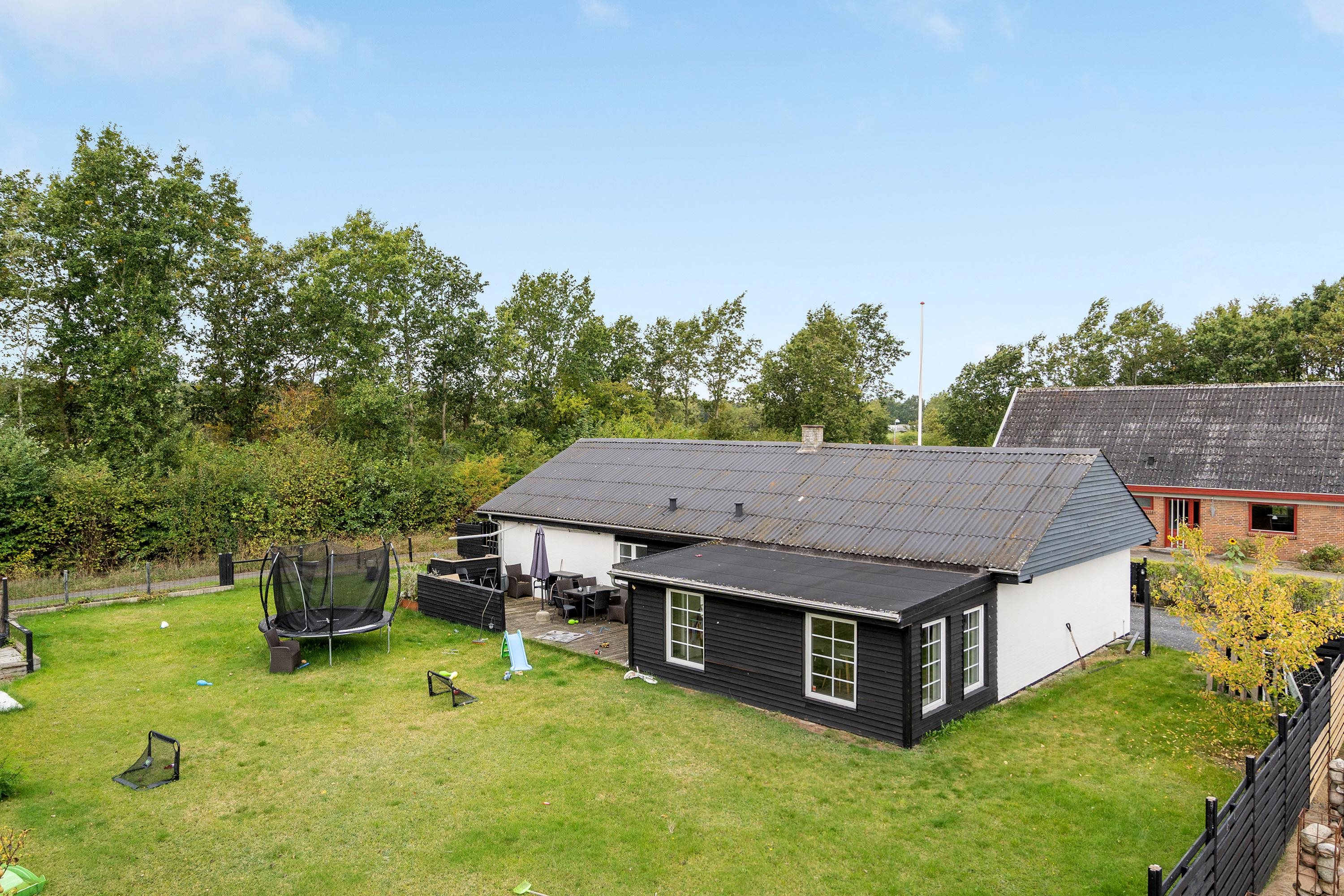 Miniaturebillede 1: ejendommen. Billede af Karsevænget 16, Tinglev, 6360 Tinglev