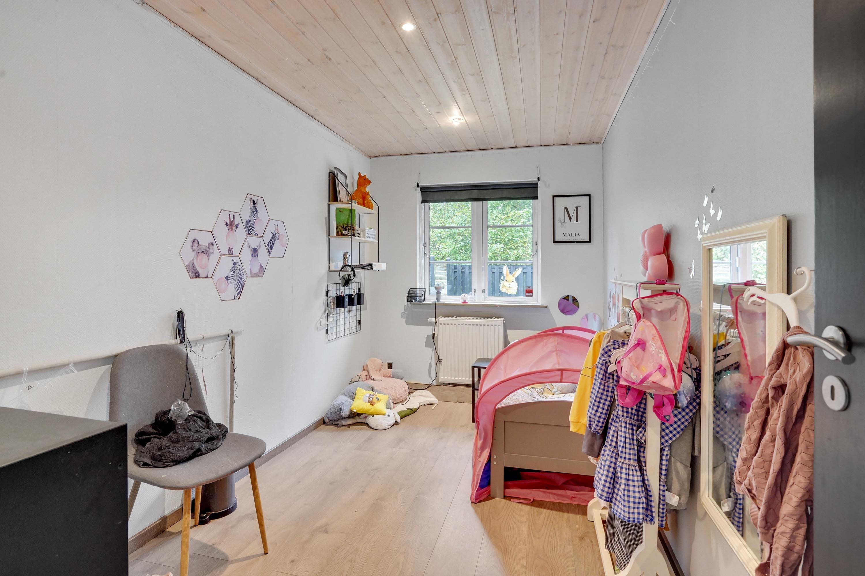 Fremhævet værelse billede i fuldskærmstilstand. Billede af Karsevænget 16, Tinglev, 6360 Tinglev