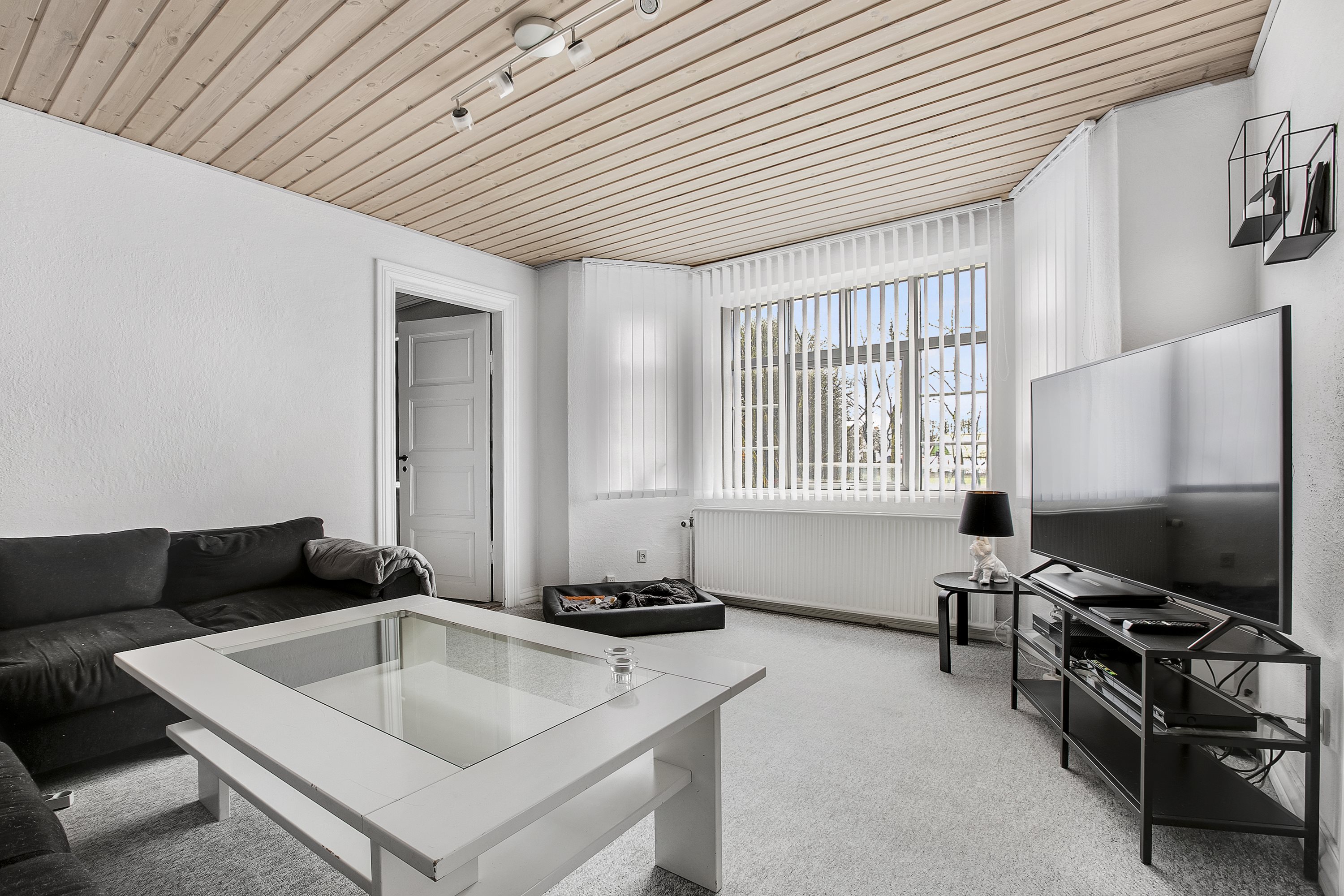 Fremhævet stue billede i fuldskærmstilstand. Billede af Løgstørvej 134, Stenild, 9500 Hobro