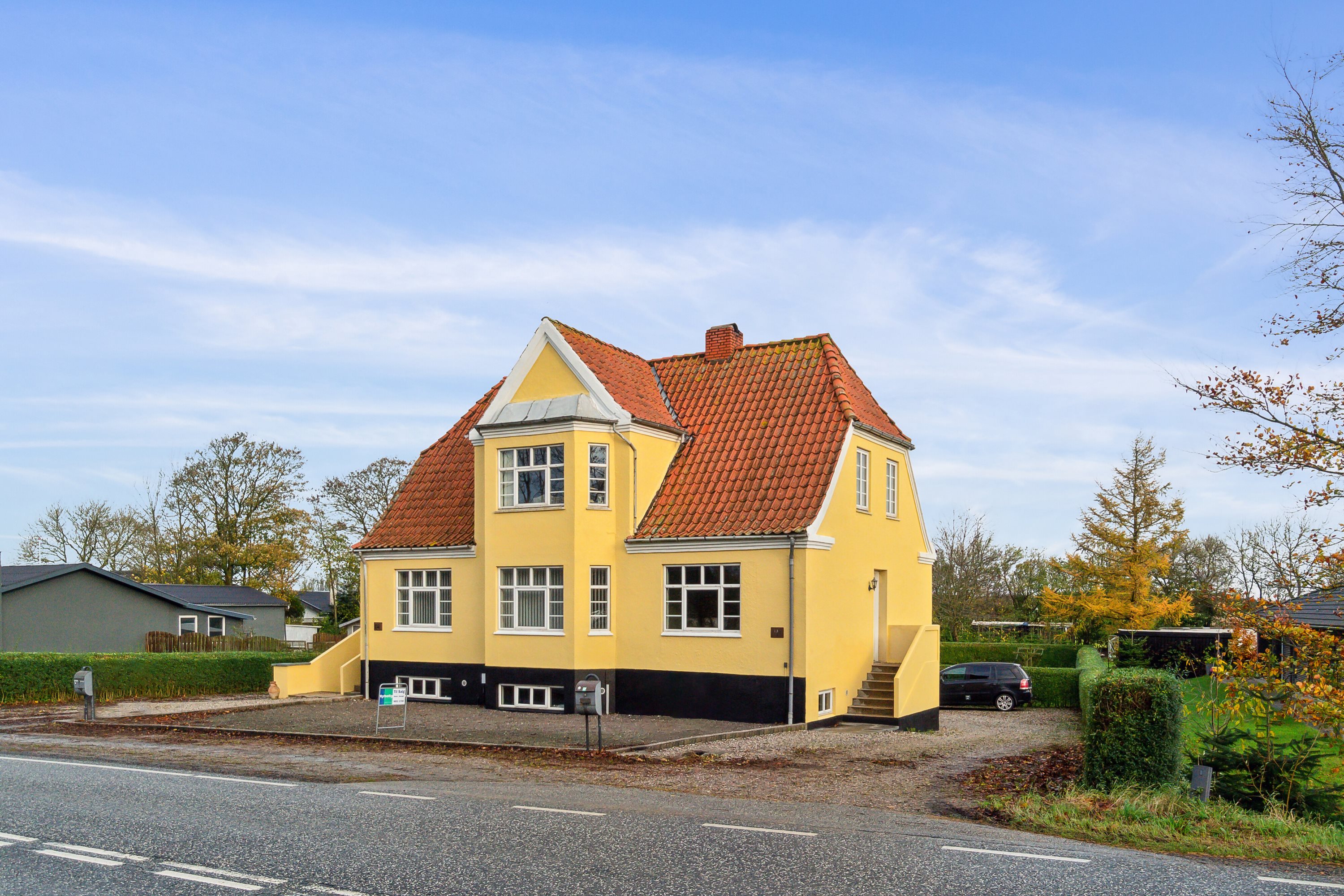 Fremhævet set fra vejen billede i fuldskærmstilstand. Billede af Løgstørvej 134, Stenild, 9500 Hobro