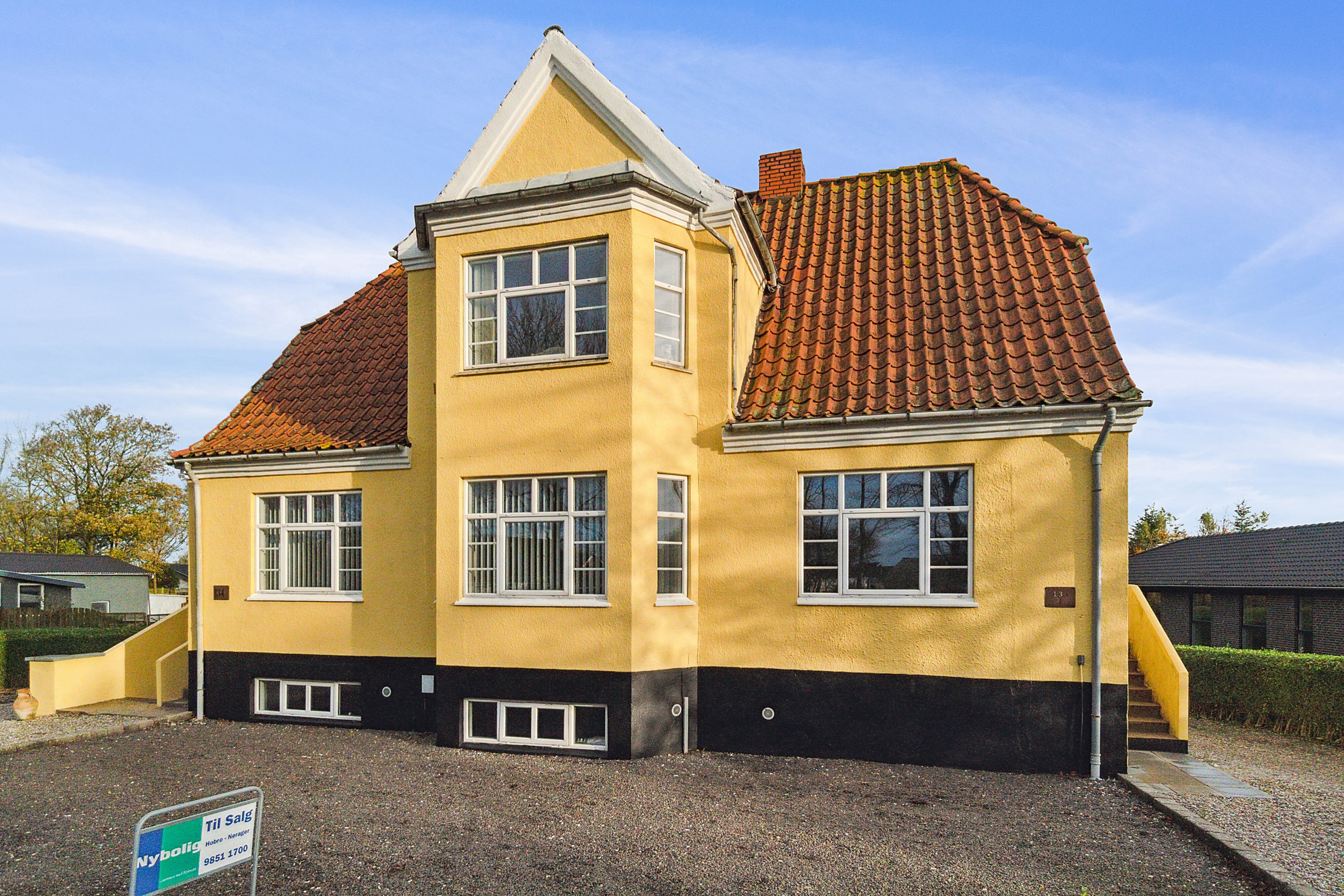 Fremhævet set fra vejen billede i fuldskærmstilstand. Billede af Løgstørvej 134, Stenild, 9500 Hobro