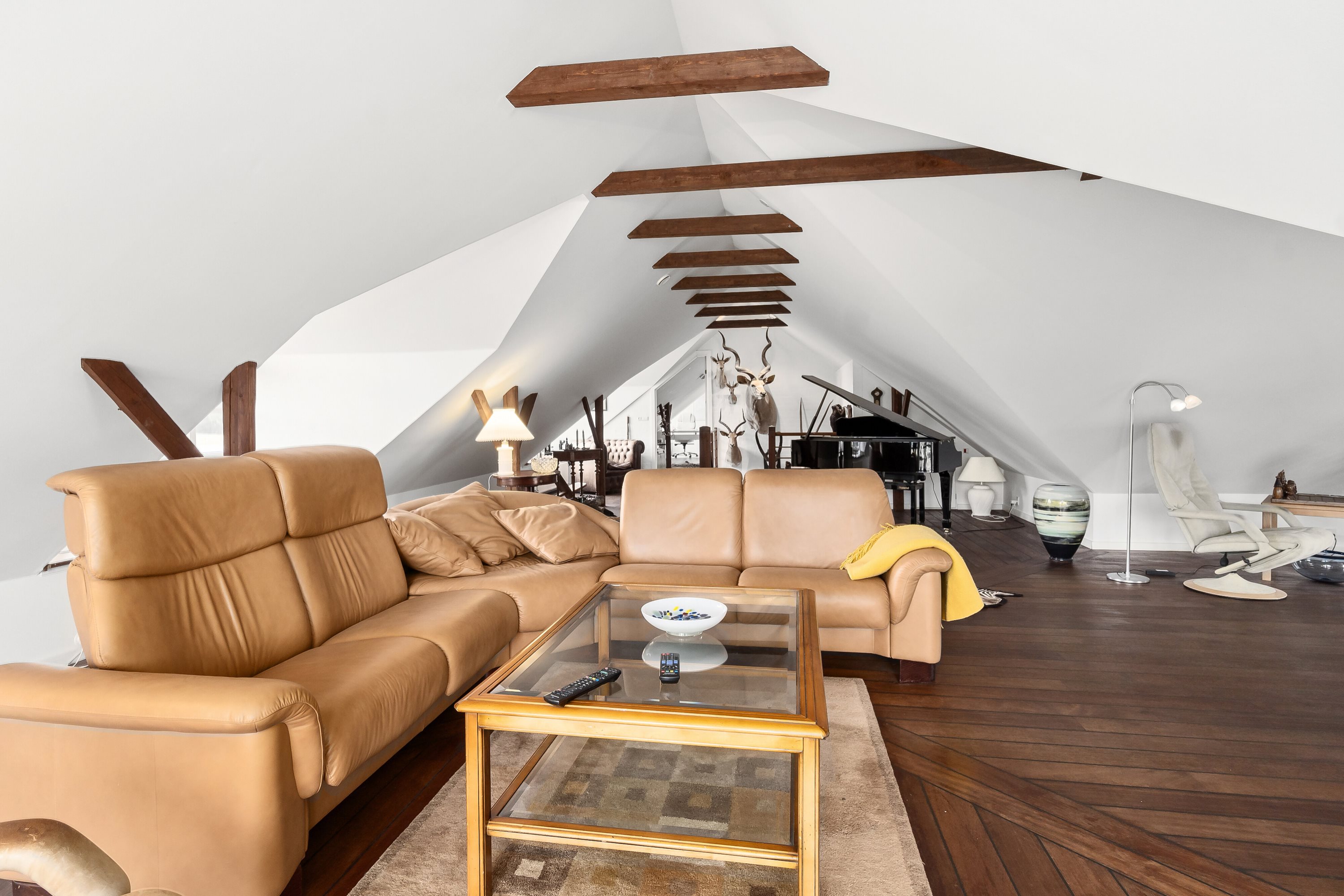 Fremhævet stue billede i fuldskærmstilstand. Billede af Skovhusevej 48, Bælum, 9574 Bælum