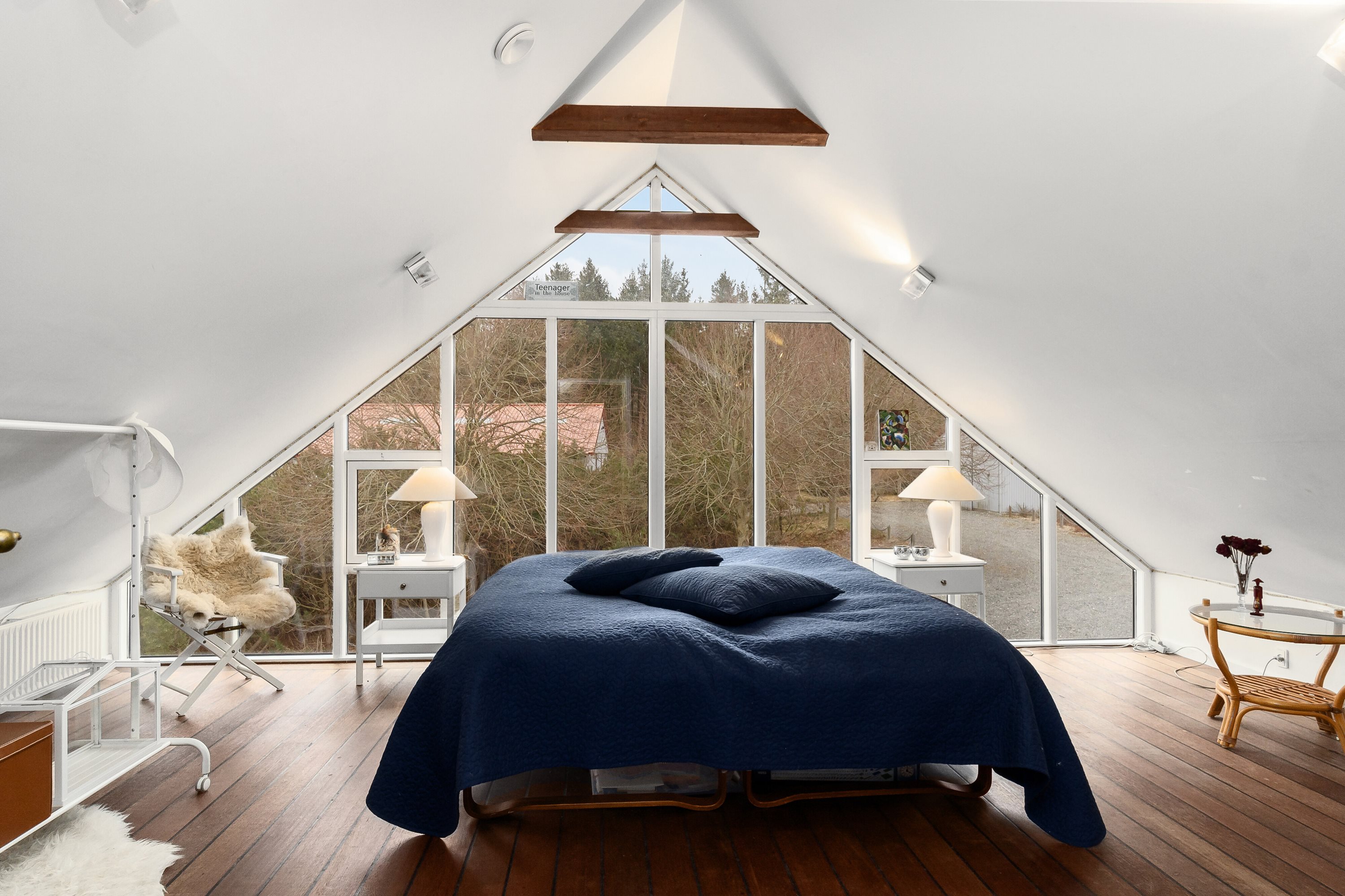 Fremhævet soveværelse billede i fuldskærmstilstand. Billede af Skovhusevej 48, Bælum, 9574 Bælum