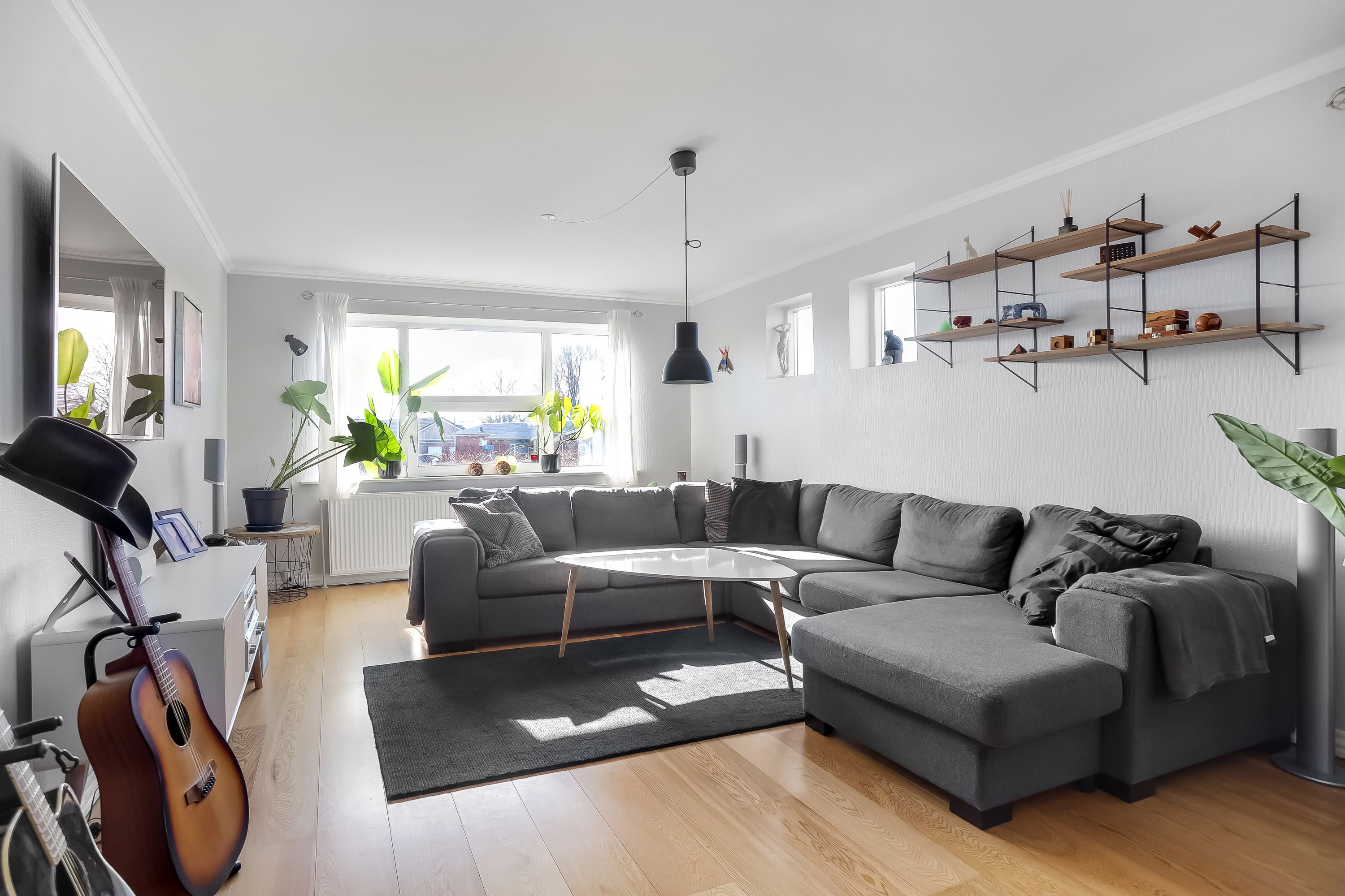 Fremhævet stue billede i fuldskærmstilstand. Billede af Skovbakkevej 12, 8850 Bjerringbro