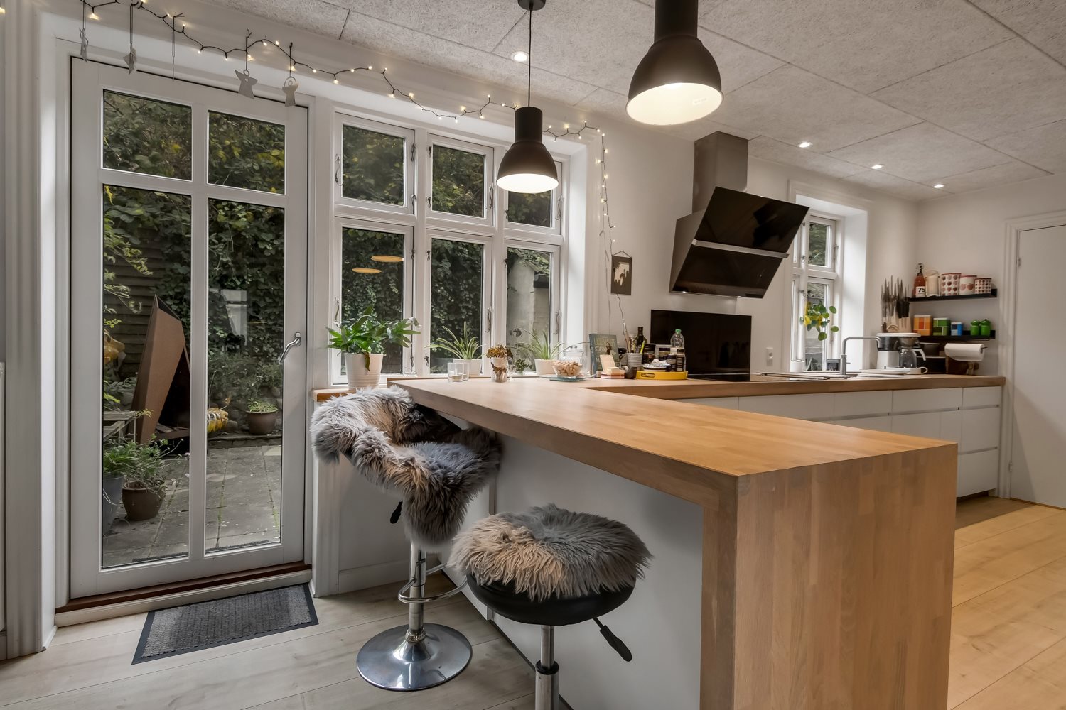 Fremhævet køkken billede i fuldskærmstilstand. Billede af Strandvejen 23, st.. tv., 7600 Struer