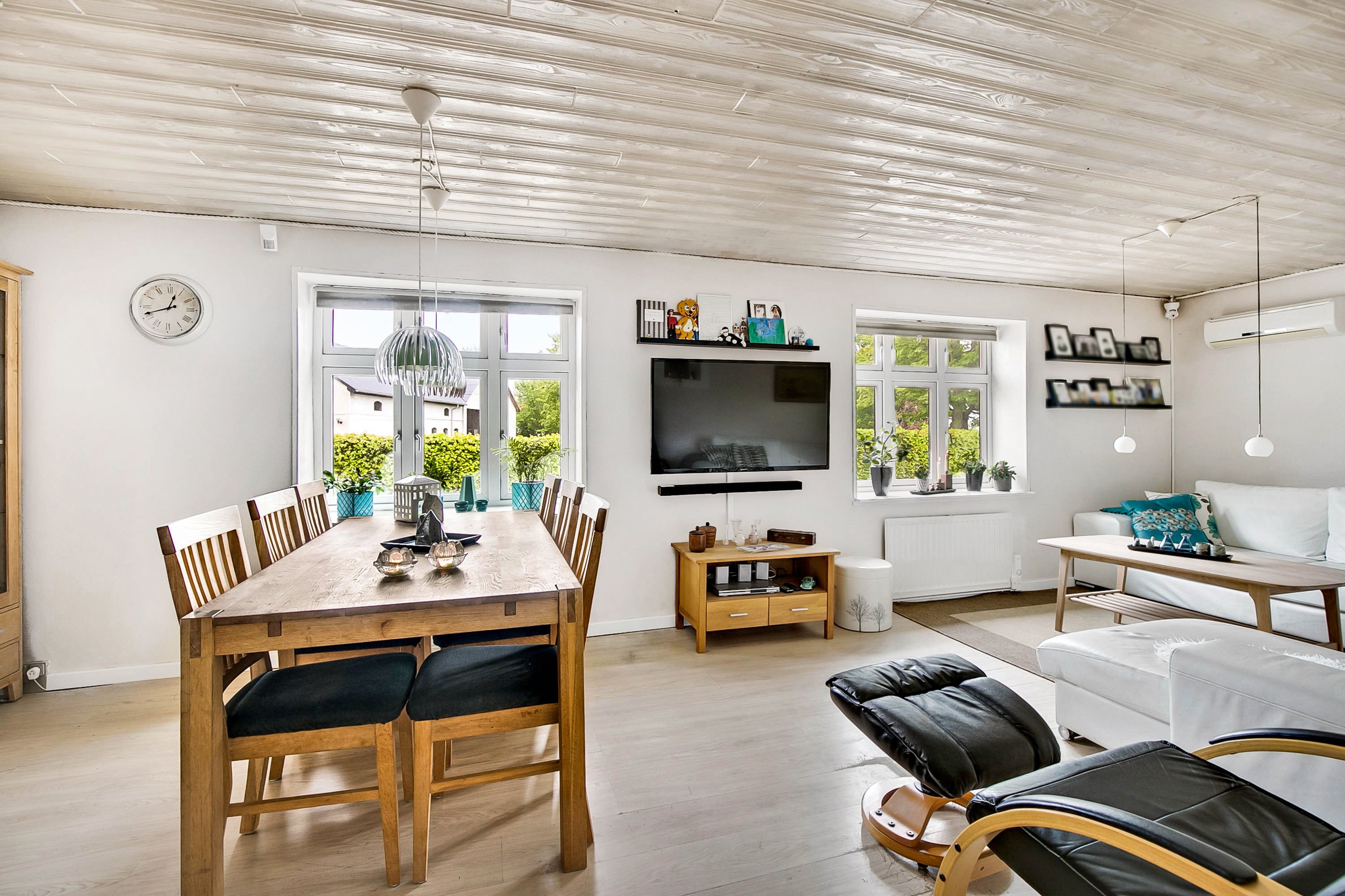 Fremhævet stue billede i fuldskærmstilstand. Billede af Aalborgvej 301, 9362 Gandrup