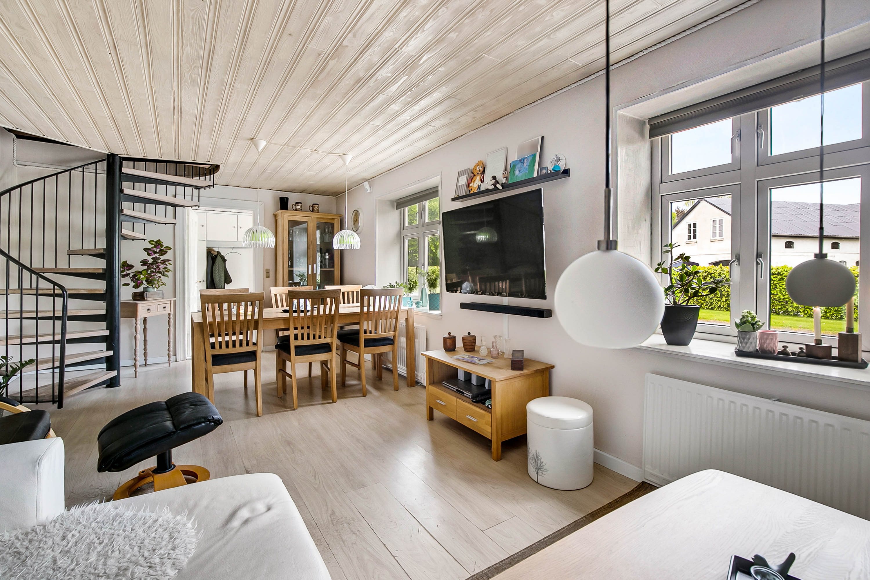 Fremhævet stue billede i fuldskærmstilstand. Billede af Aalborgvej 301, 9362 Gandrup