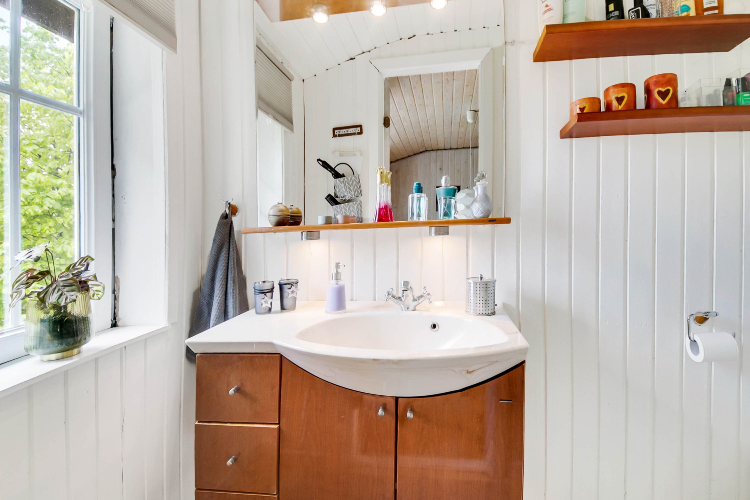 Fremhævet toilet billede i fuldskærmstilstand. Billede af Aalborgvej 301, 9362 Gandrup