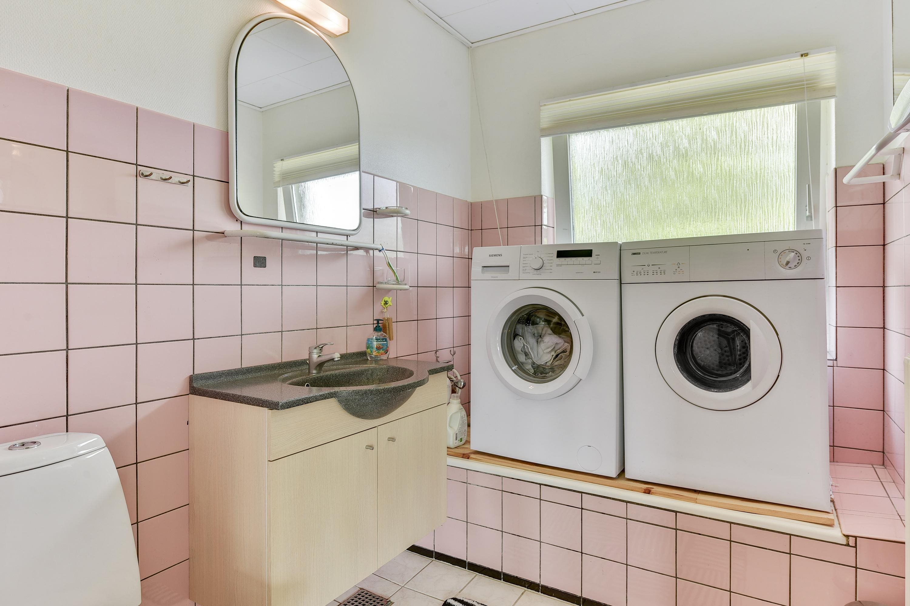 Fremhævet badeværelse billede i fuldskærmstilstand. Billede af Trelde Møllevej 3, Trelde, 7000 Fredericia